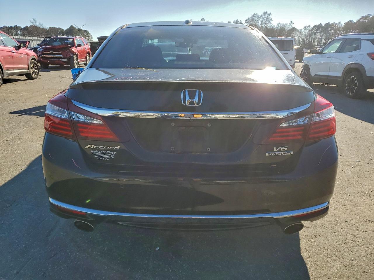 2017 HONDA ACCORD TOURING photo 6