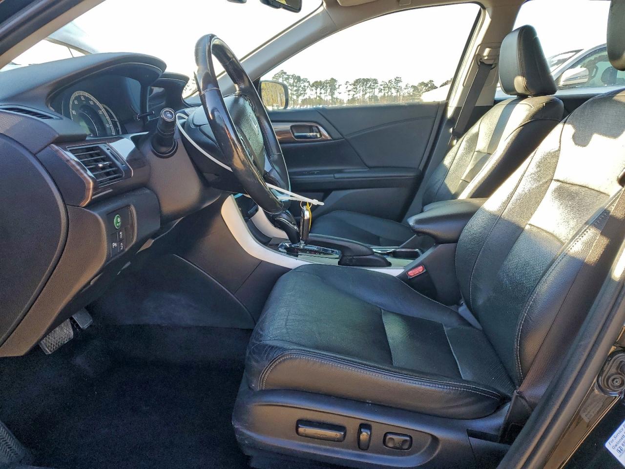 2017 HONDA ACCORD TOURING photo 7
