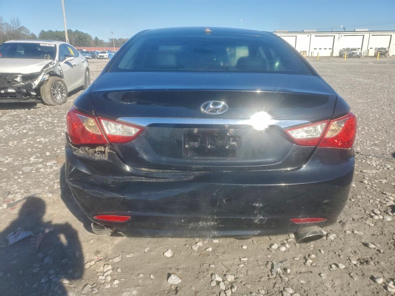 2011 HYUNDAI SONATA SE photo 6