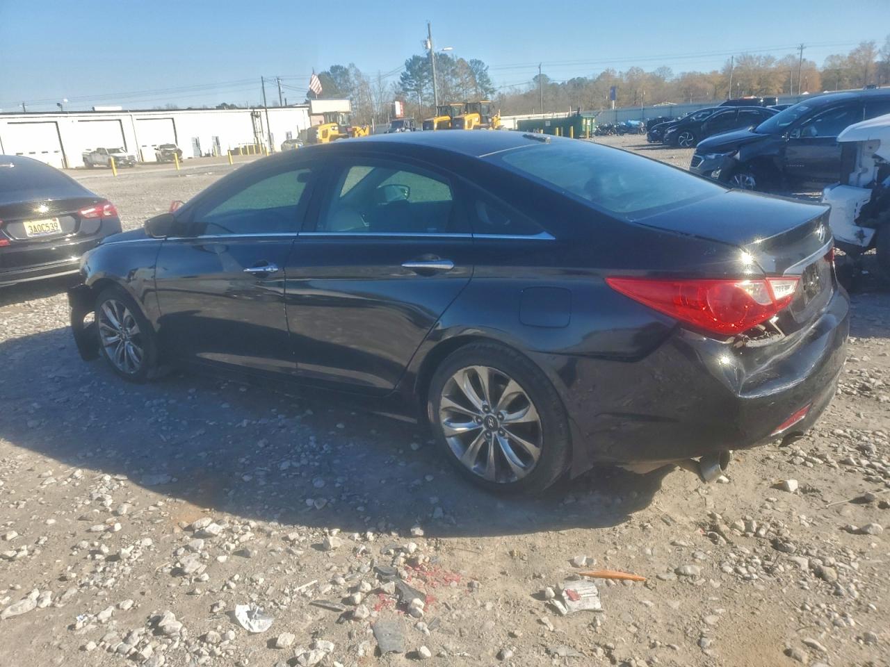 2011 HYUNDAI SONATA SE photo 2