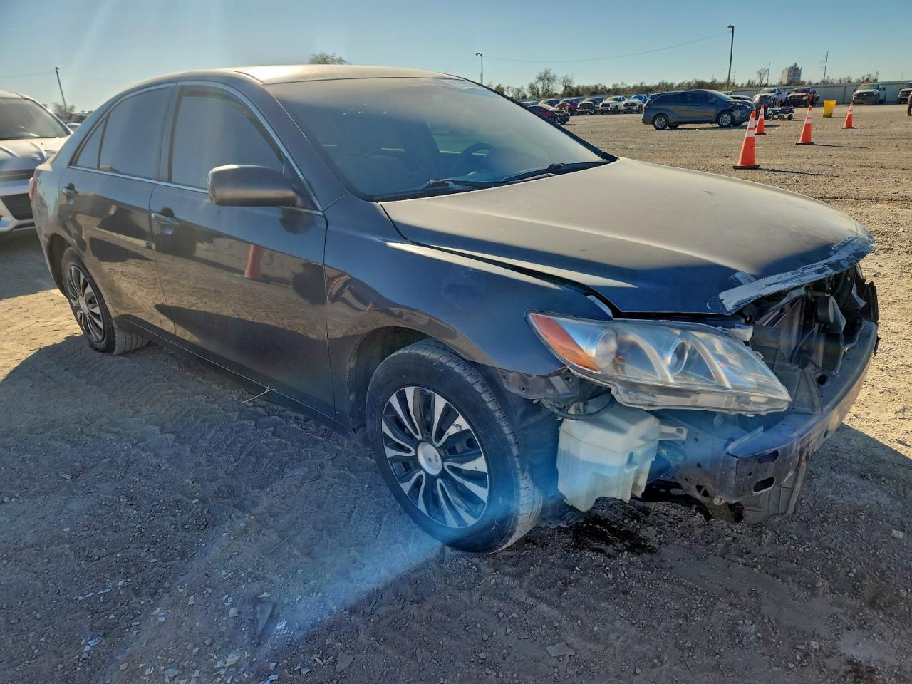 2009 TOYOTA CAMRY BASE photo 4