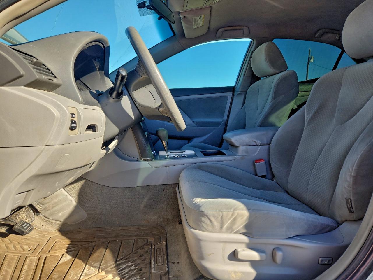 2009 TOYOTA CAMRY BASE photo 7