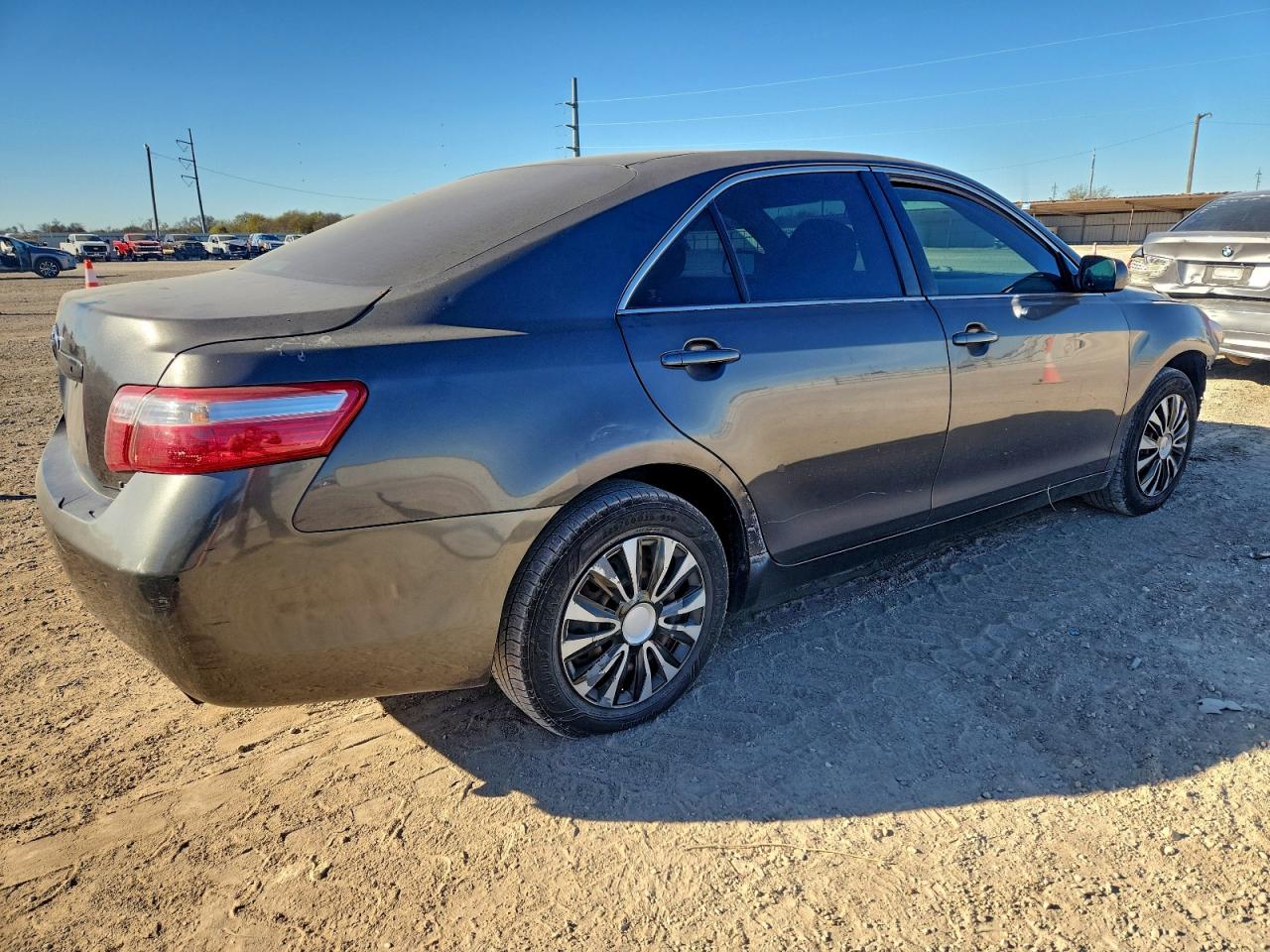 2009 TOYOTA CAMRY BASE photo 3