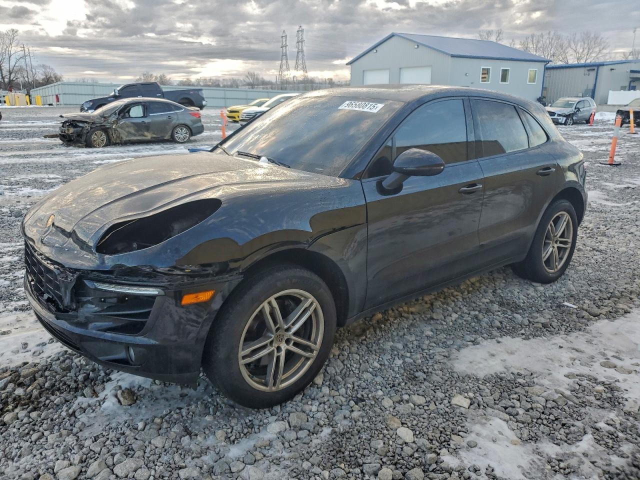 2017 PORSCHE MACAN