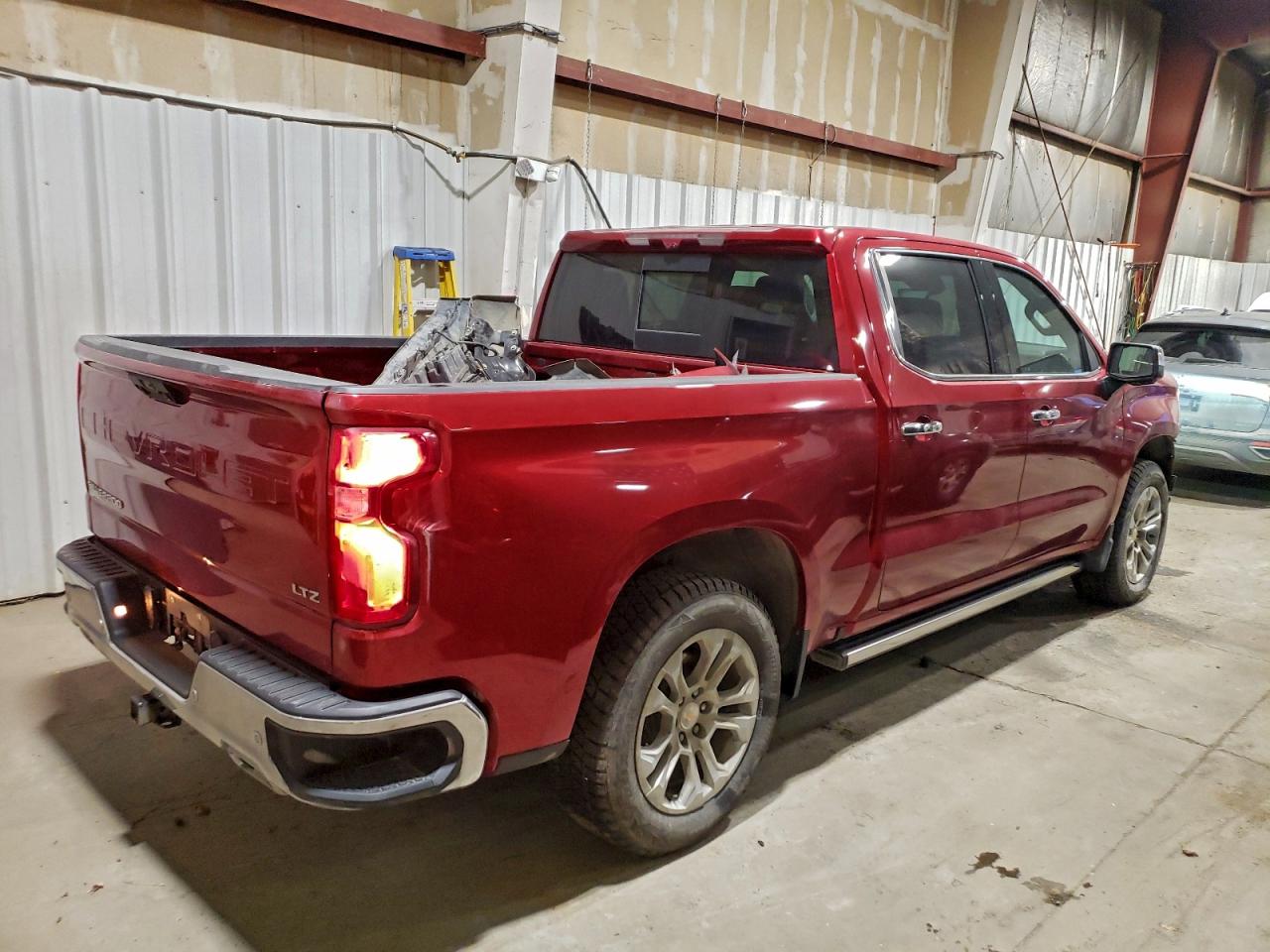 2023 CHEVROLET SILVERADO K1500 LTZ photo 3
