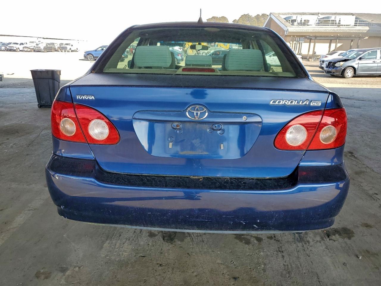 2005 TOYOTA COROLLA CE photo 6
