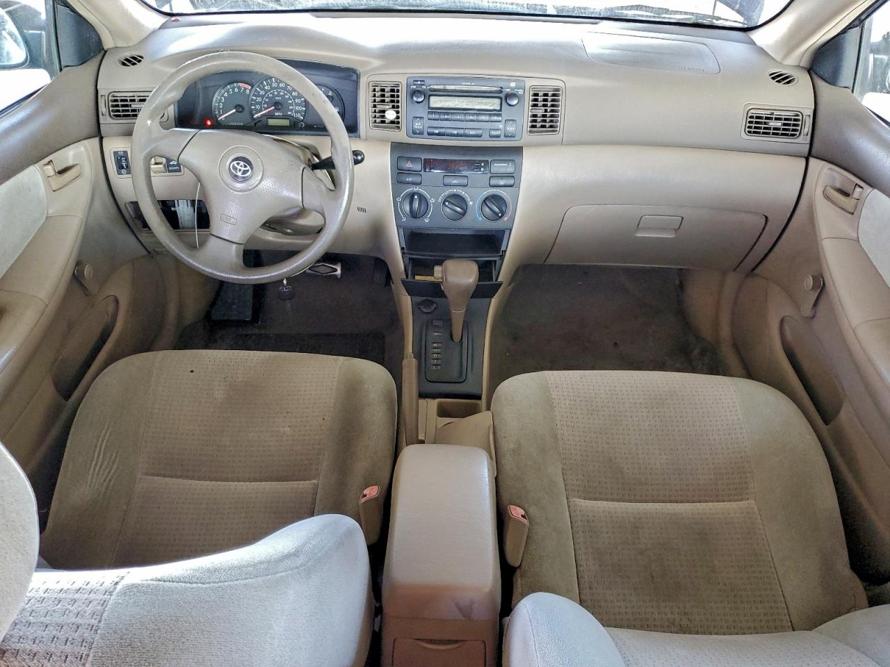 2005 TOYOTA COROLLA CE photo 8