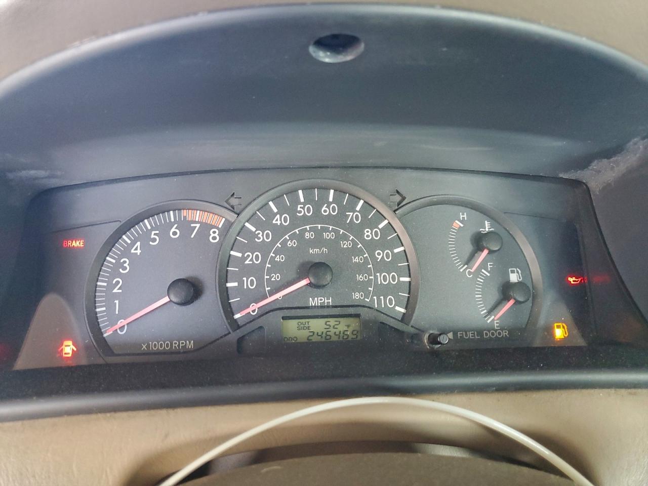 2005 TOYOTA COROLLA CE photo 9