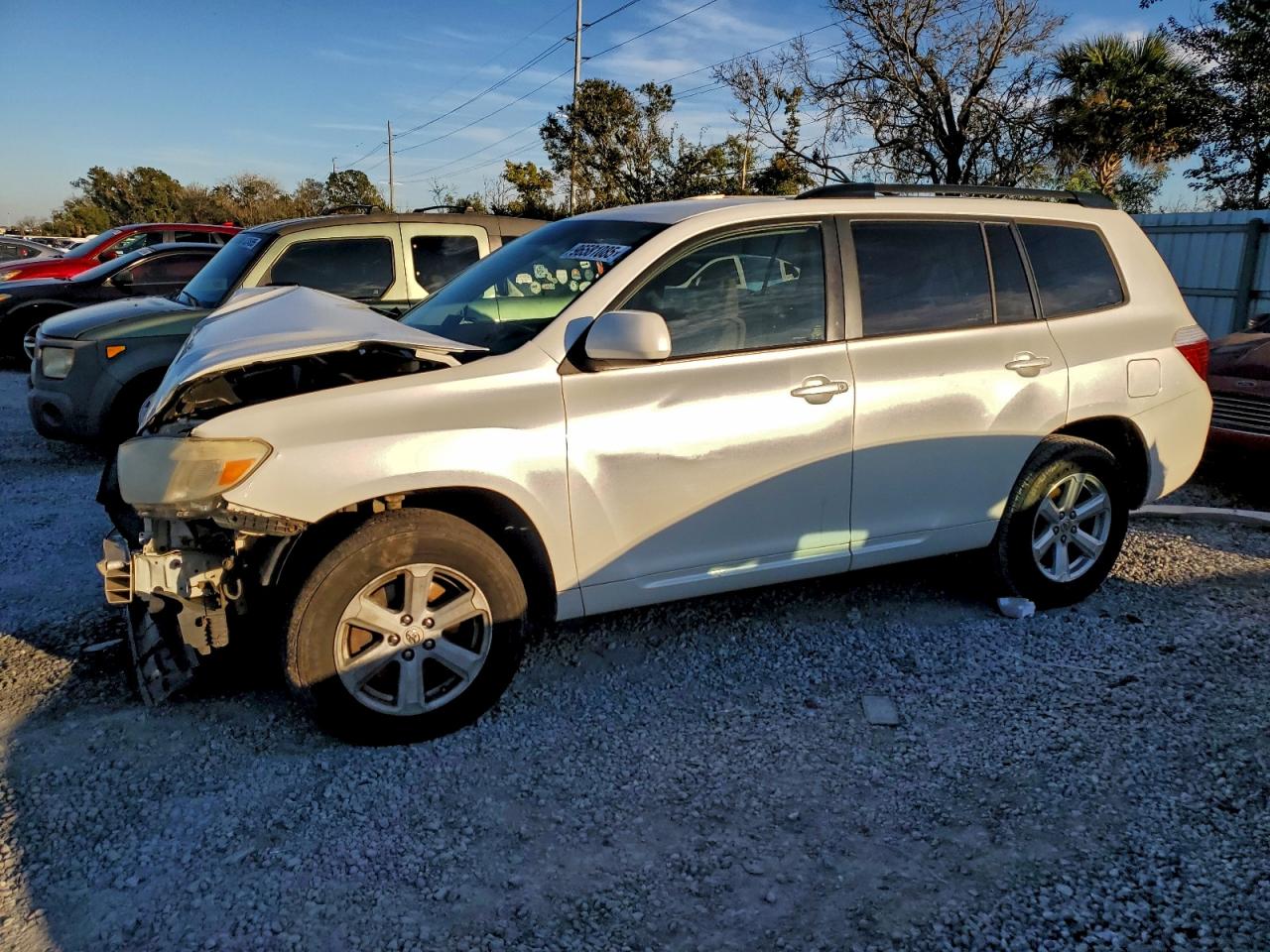 2010 TOYOTA HIGHLANDER — FRONT END damage — photo 1