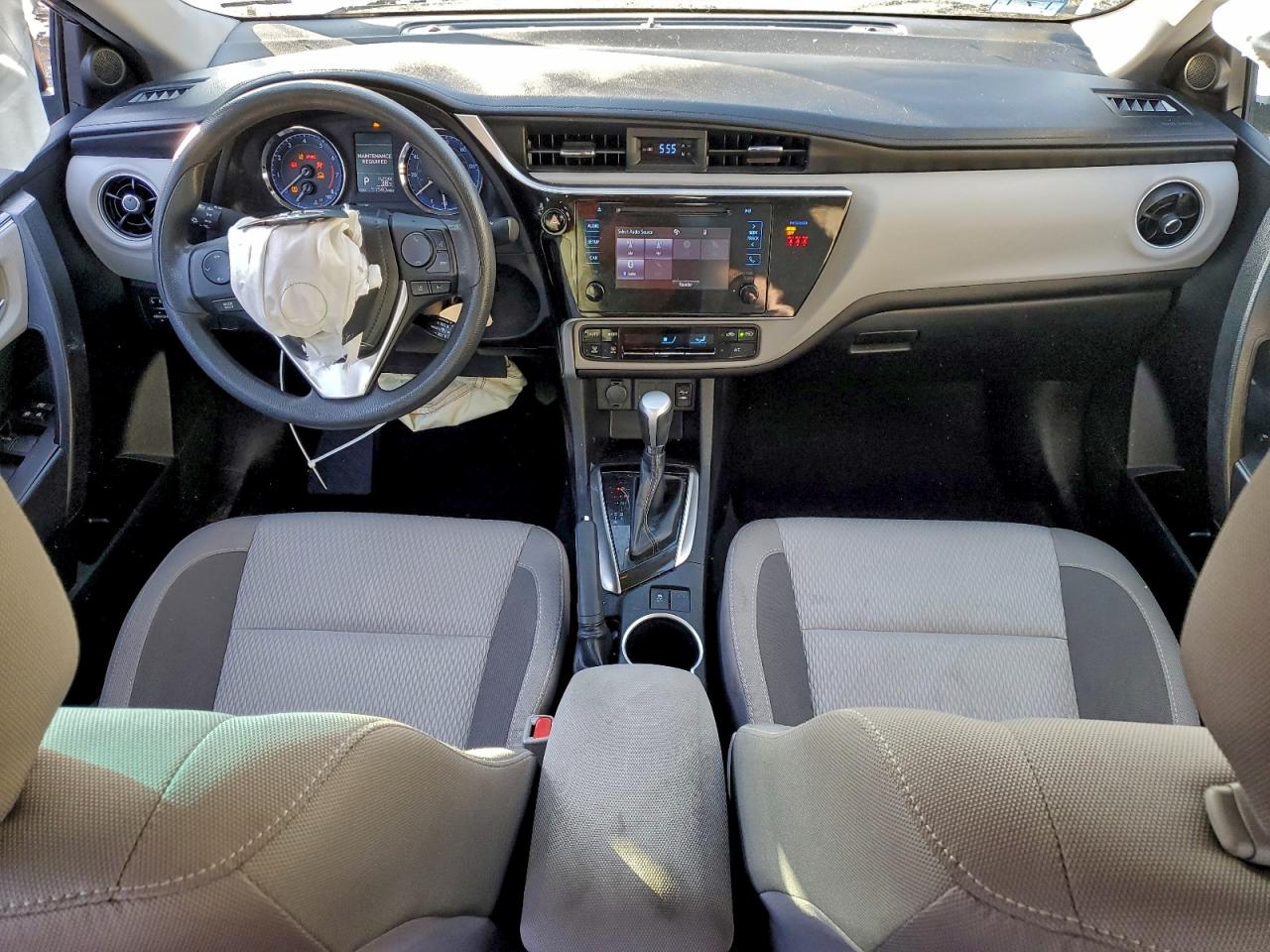2019 TOYOTA COROLLA LE ECO photo 8