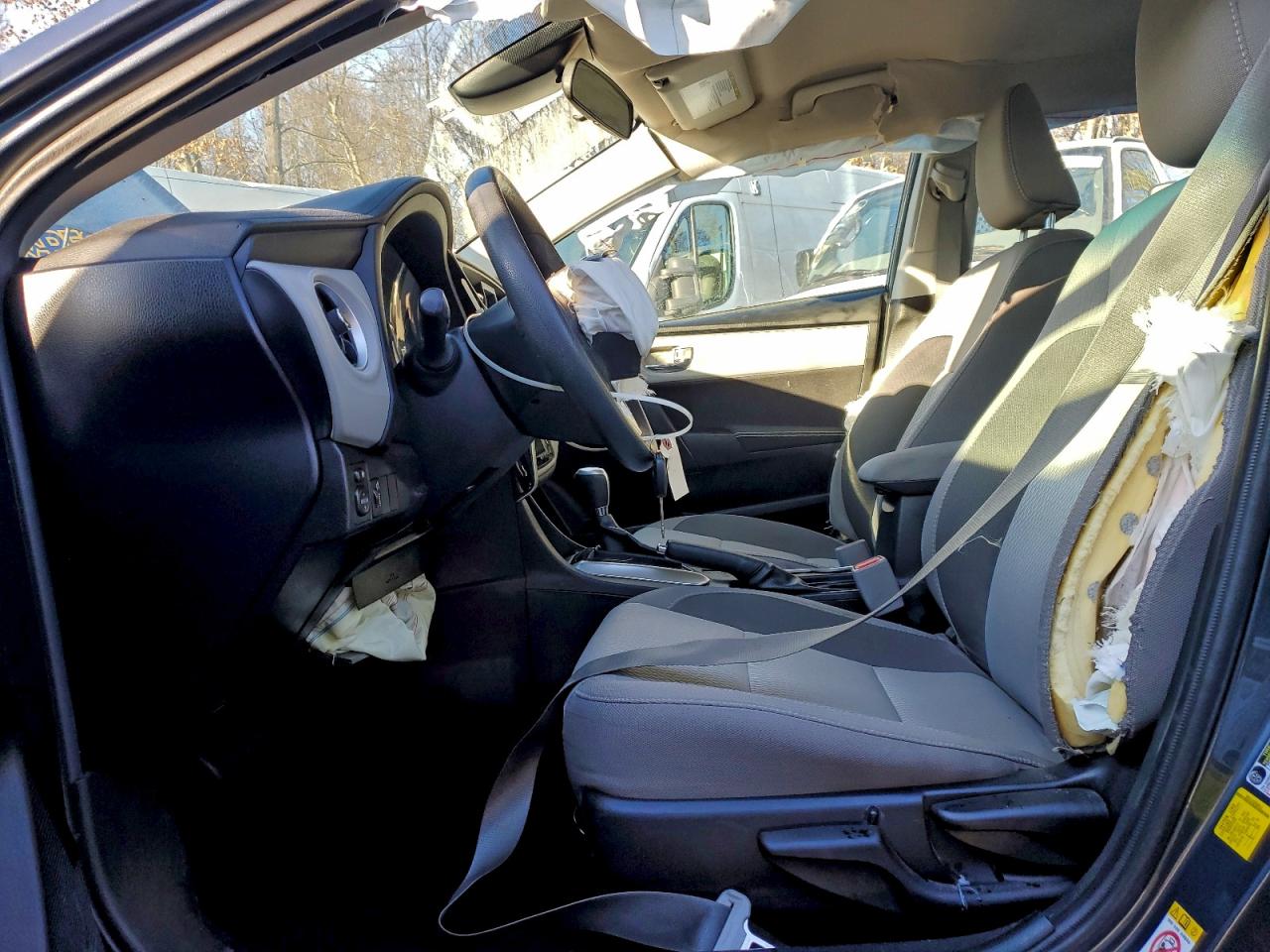 2019 TOYOTA COROLLA LE ECO photo 7