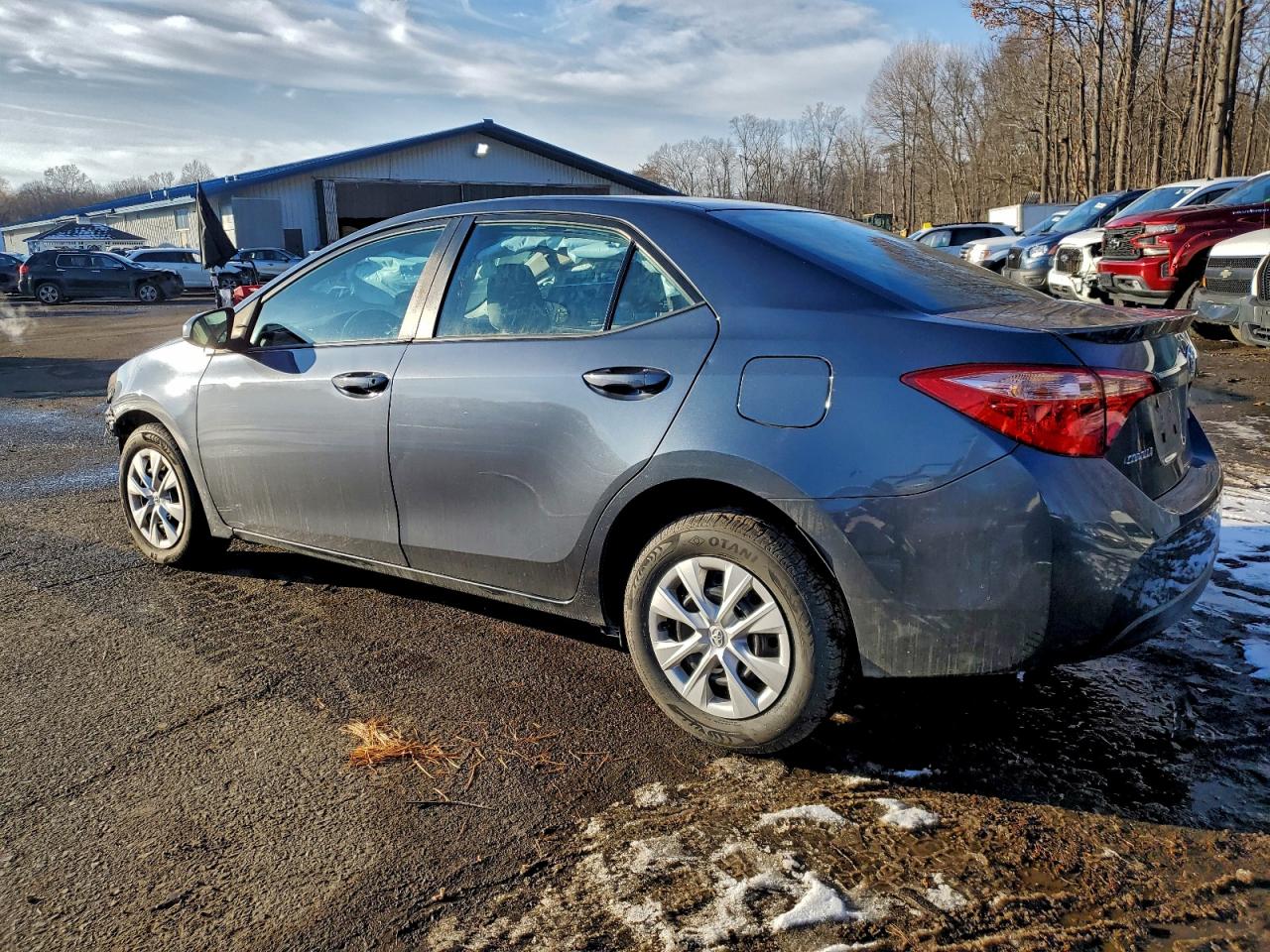 2019 TOYOTA COROLLA LE ECO photo 2