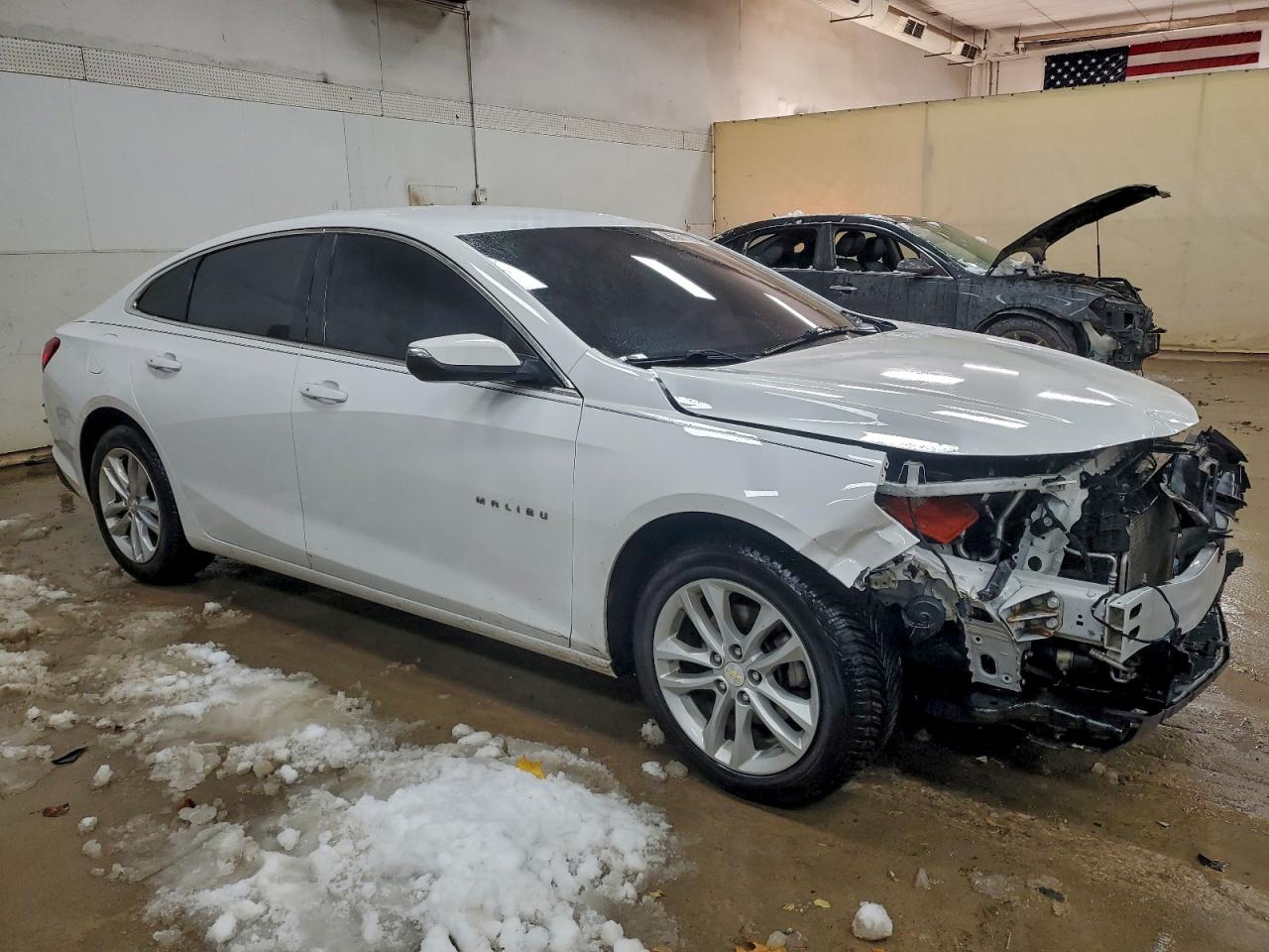 2018 CHEVROLET MALIBU LT photo 4