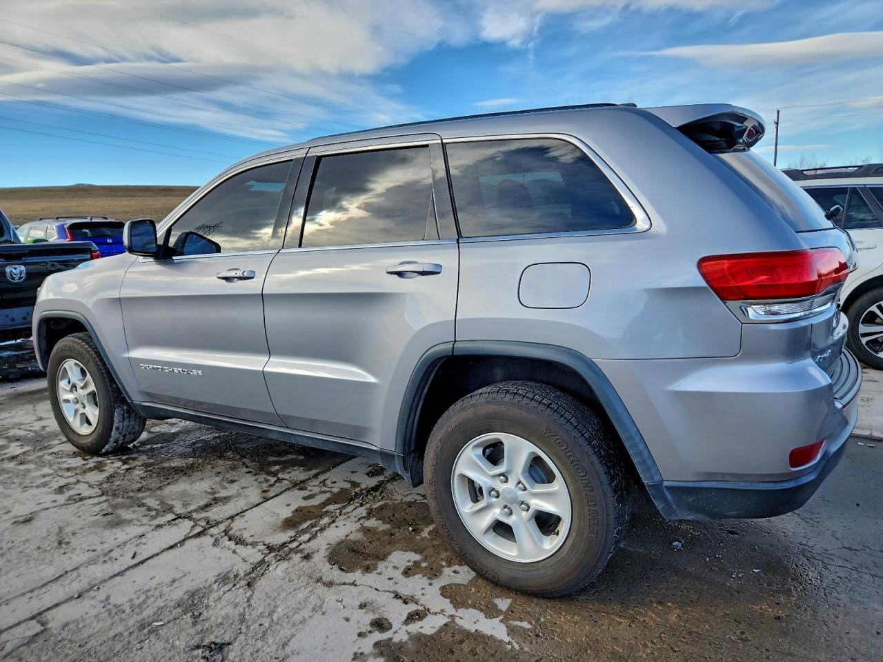 2014 JEEP GRAND CHEROKEE LAREDO photo 2