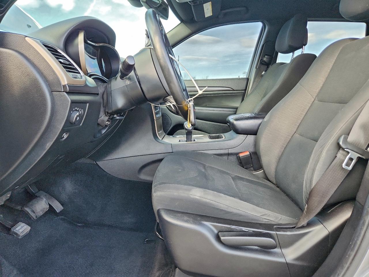 2014 JEEP GRAND CHEROKEE LAREDO photo 7
