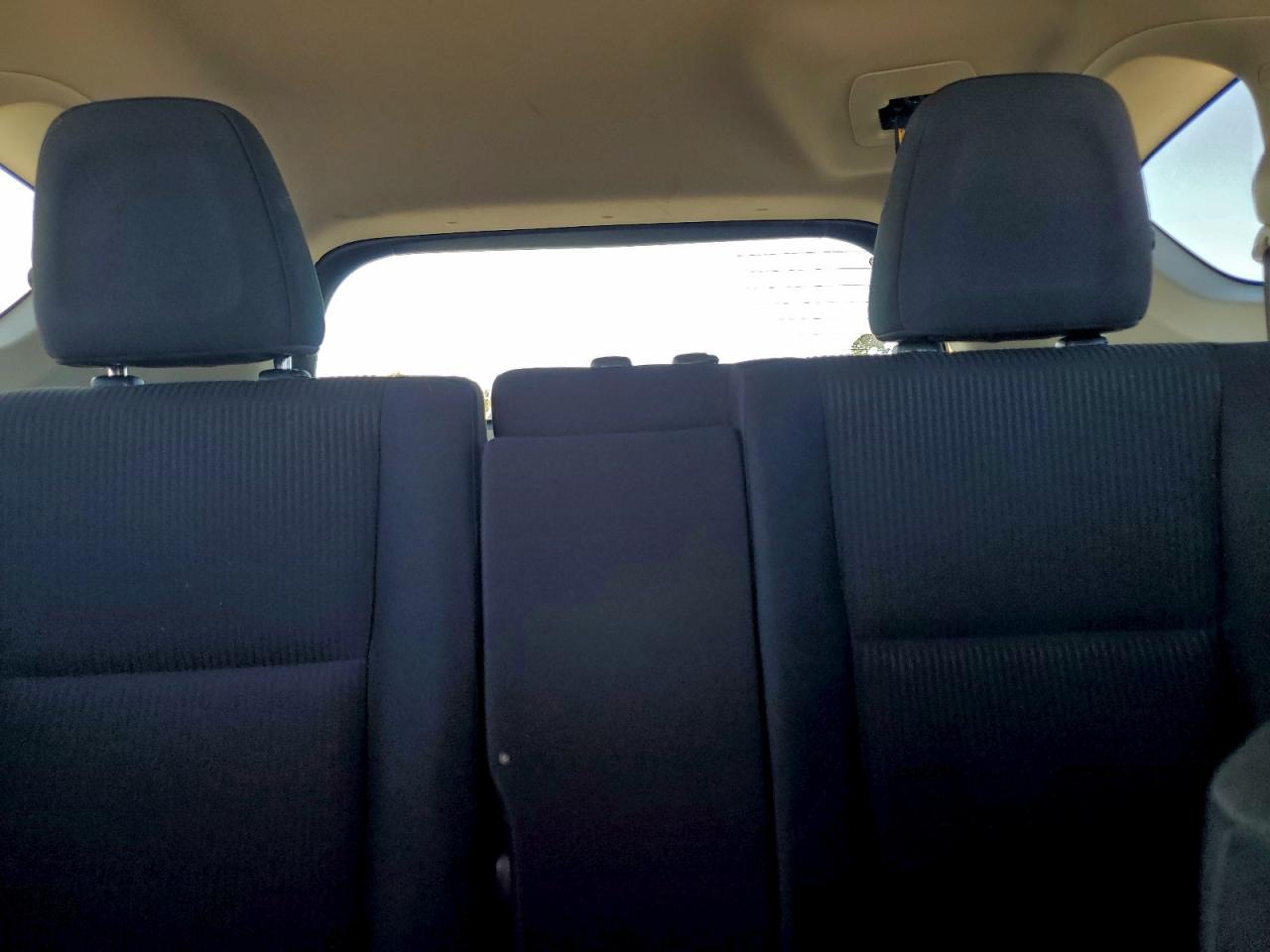 2018 TOYOTA RAV4 LE photo 19