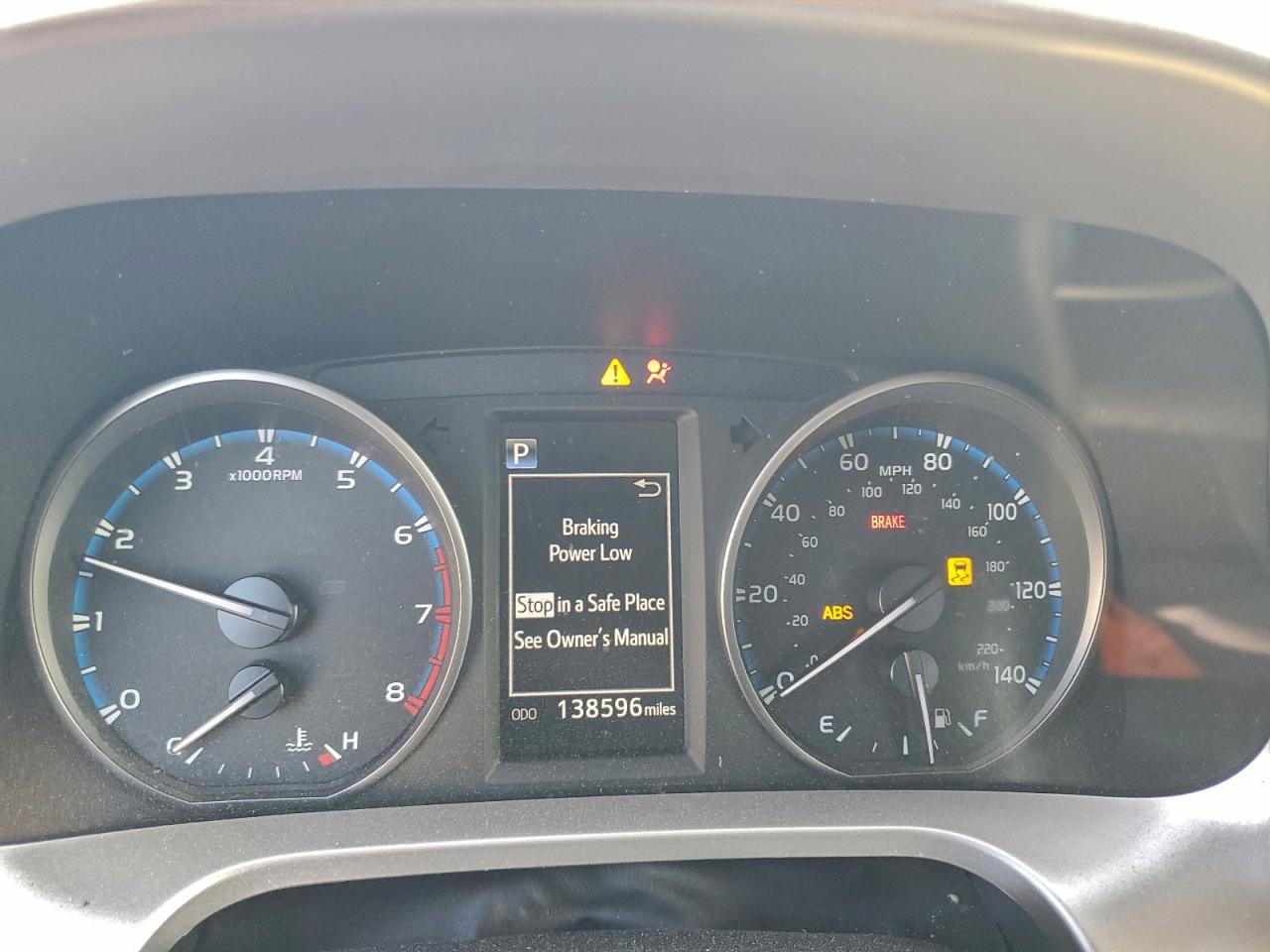 2018 TOYOTA RAV4 LE photo 17
