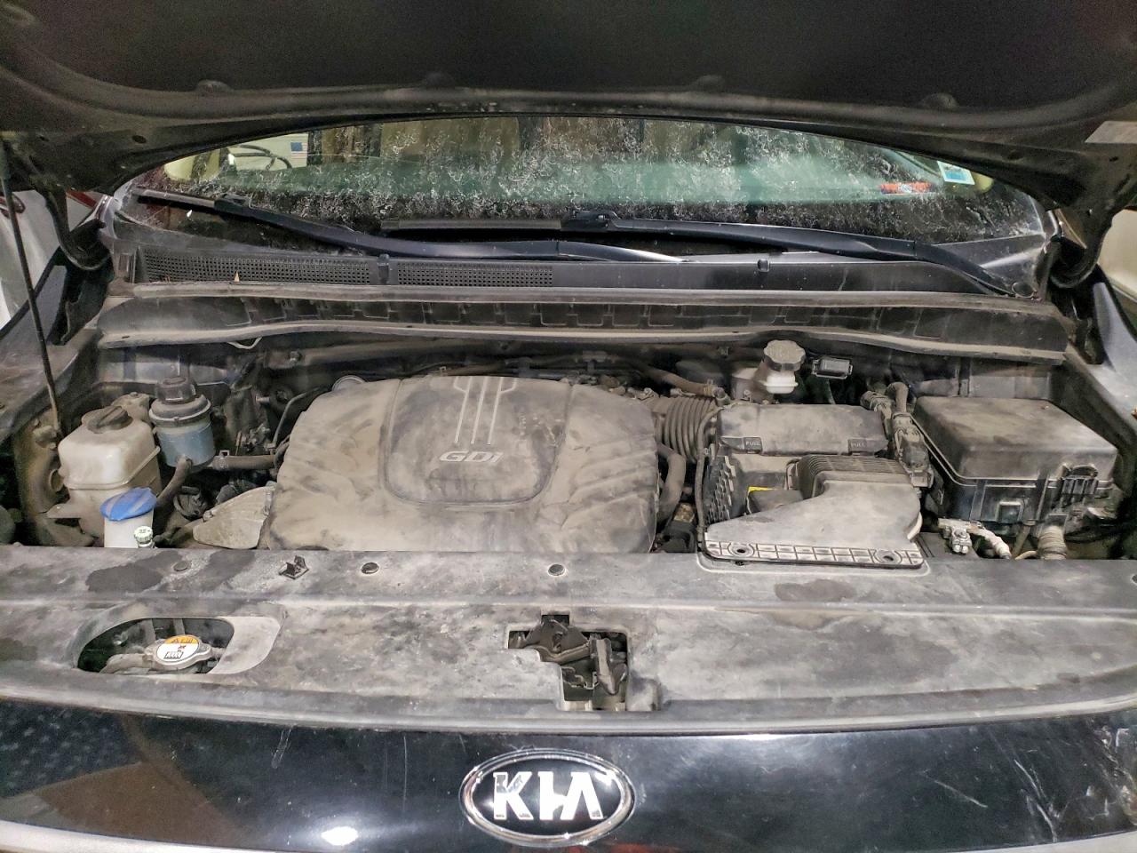 2017 KIA SEDONA LX photo 12