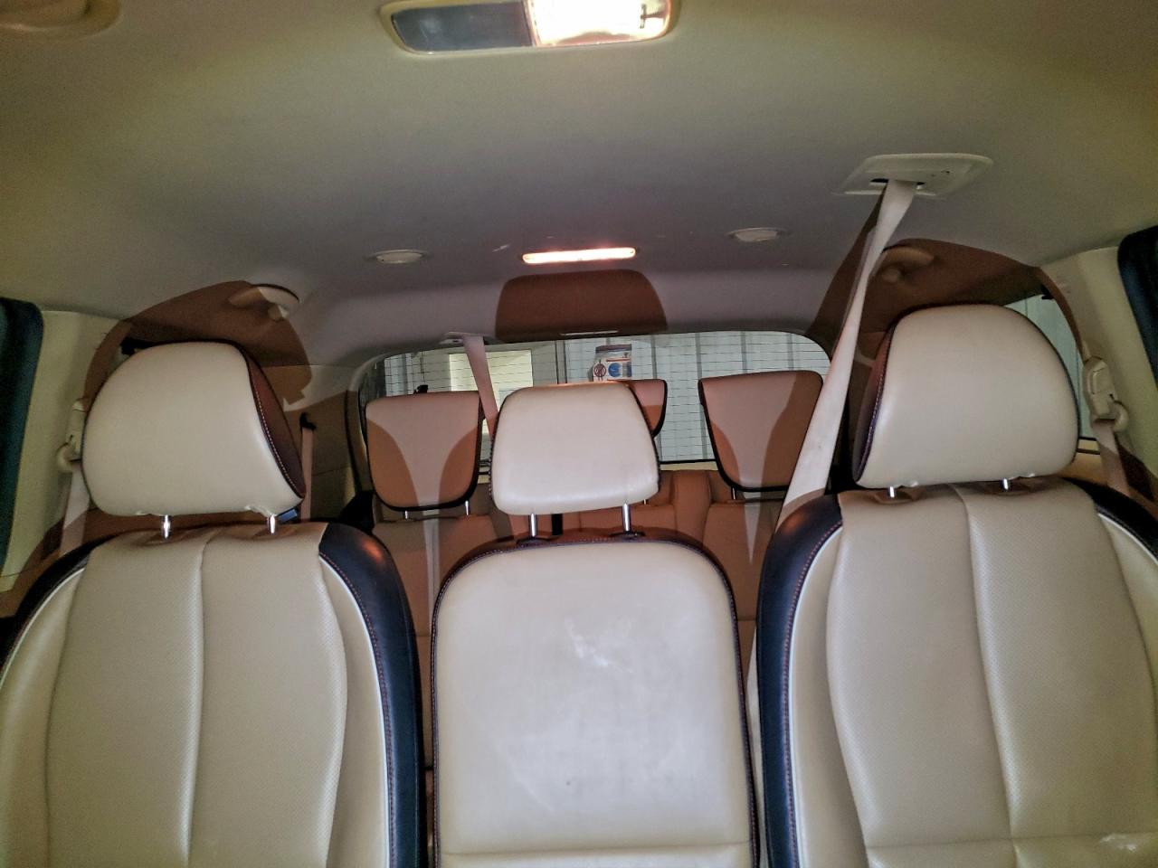 2017 KIA SEDONA LX photo 10