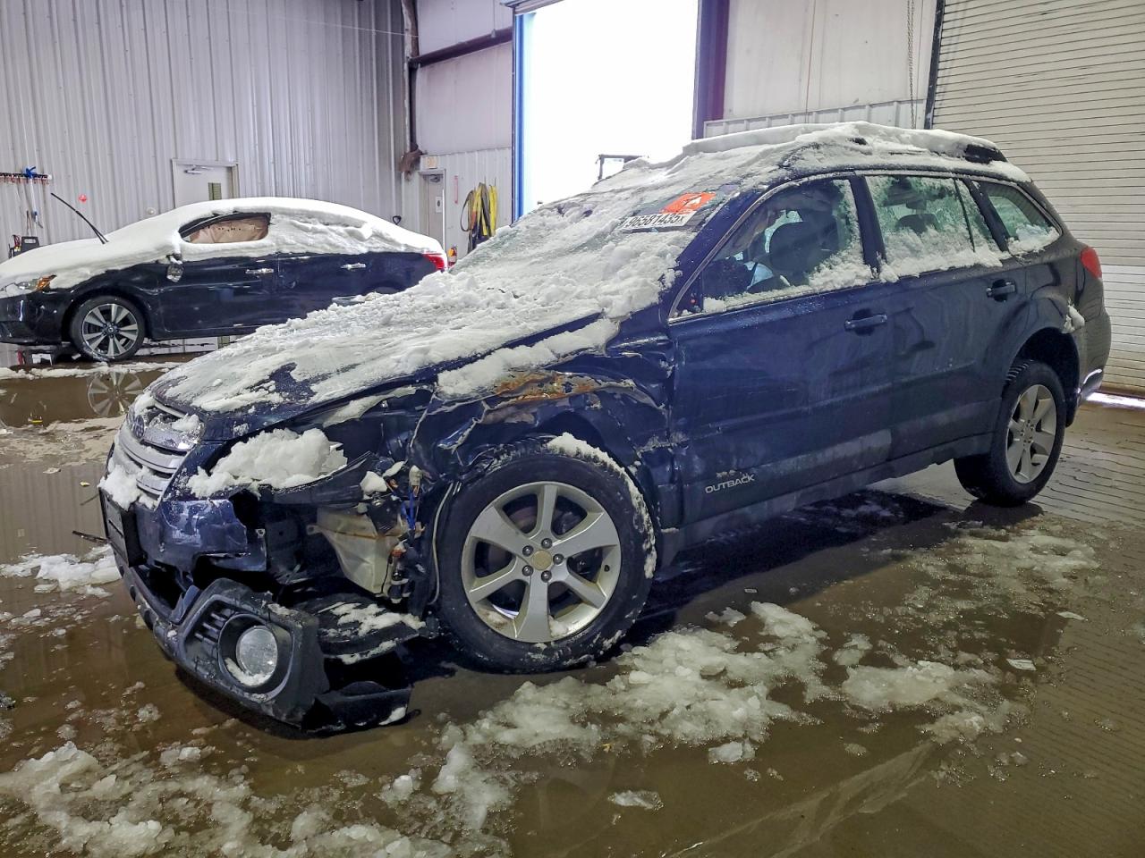 2014 SUBARU OUTBACK