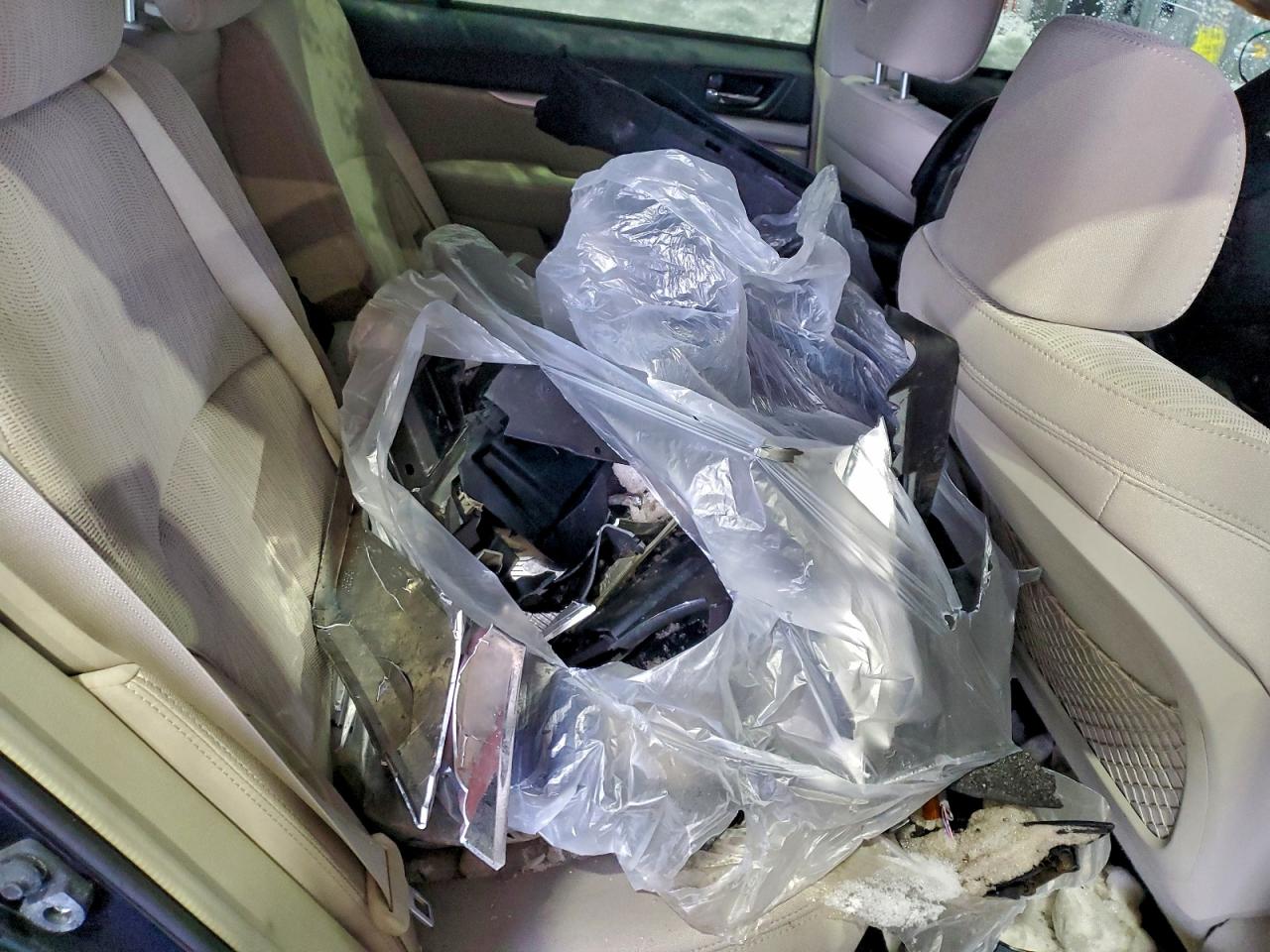 2014 SUBARU OUTBACK 2.5I photo 11