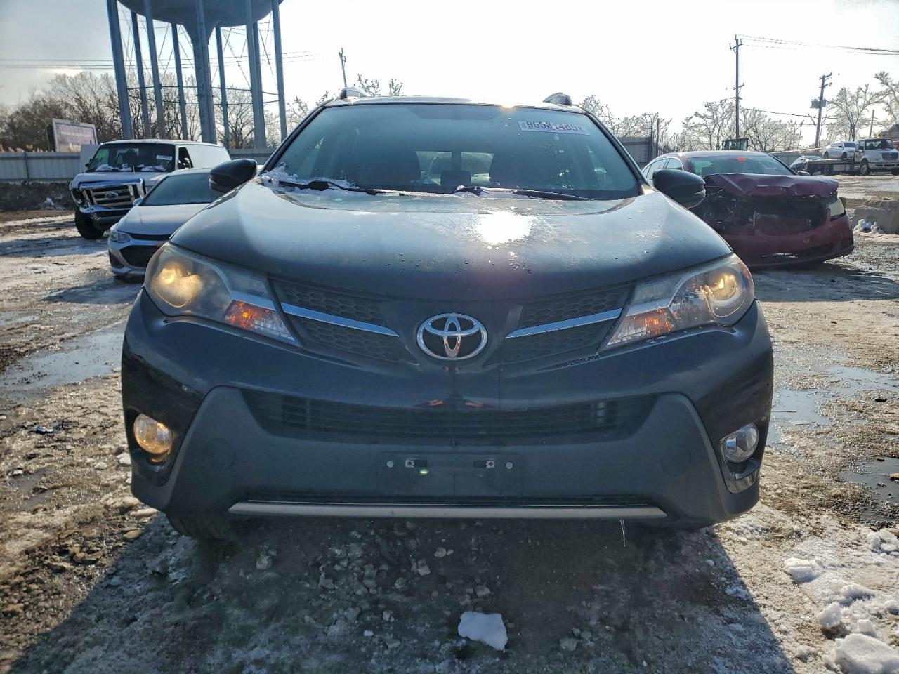 2015 TOYOTA RAV4 XLE photo 9