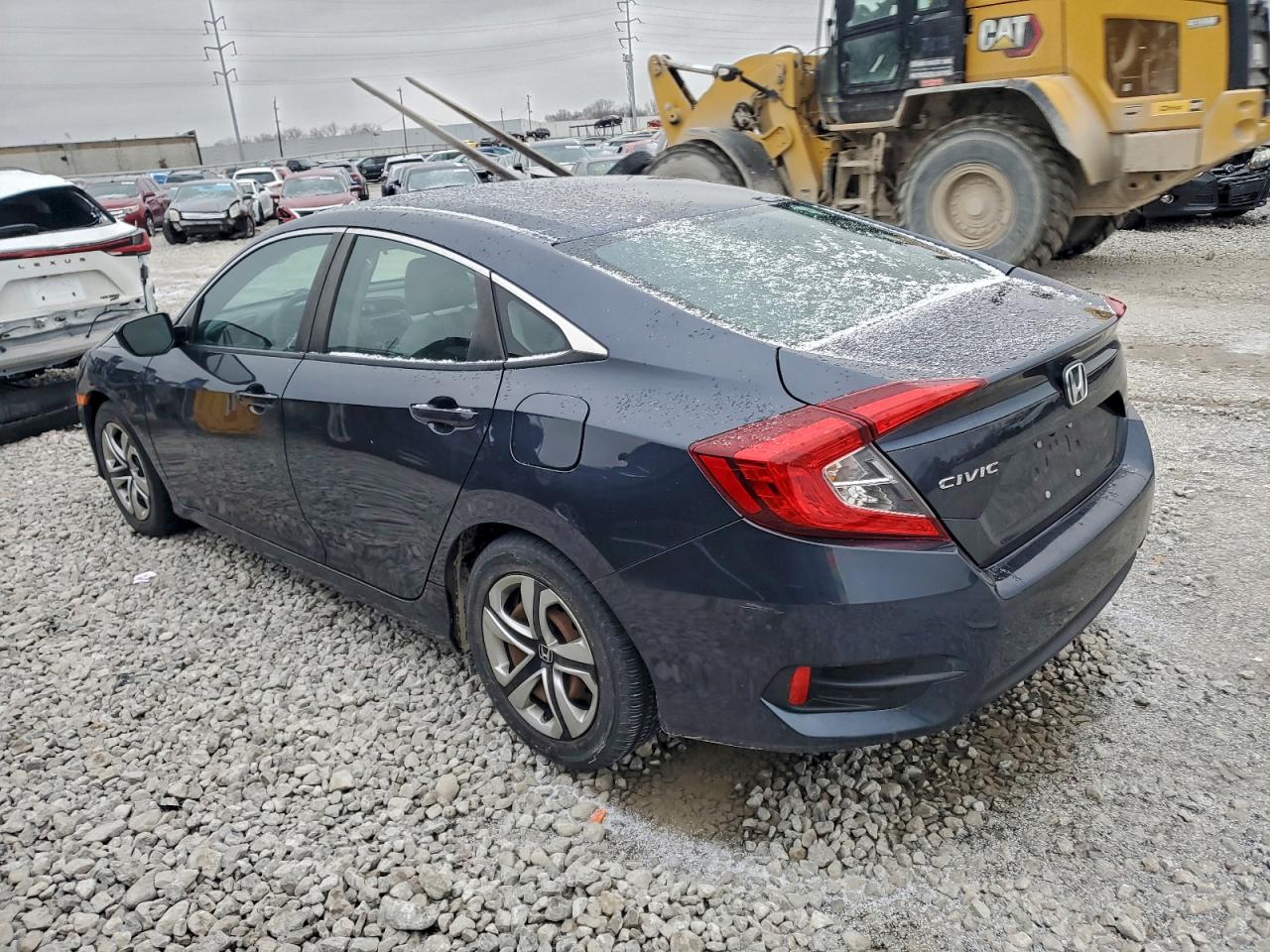2017 HONDA CIVIC LX photo 3