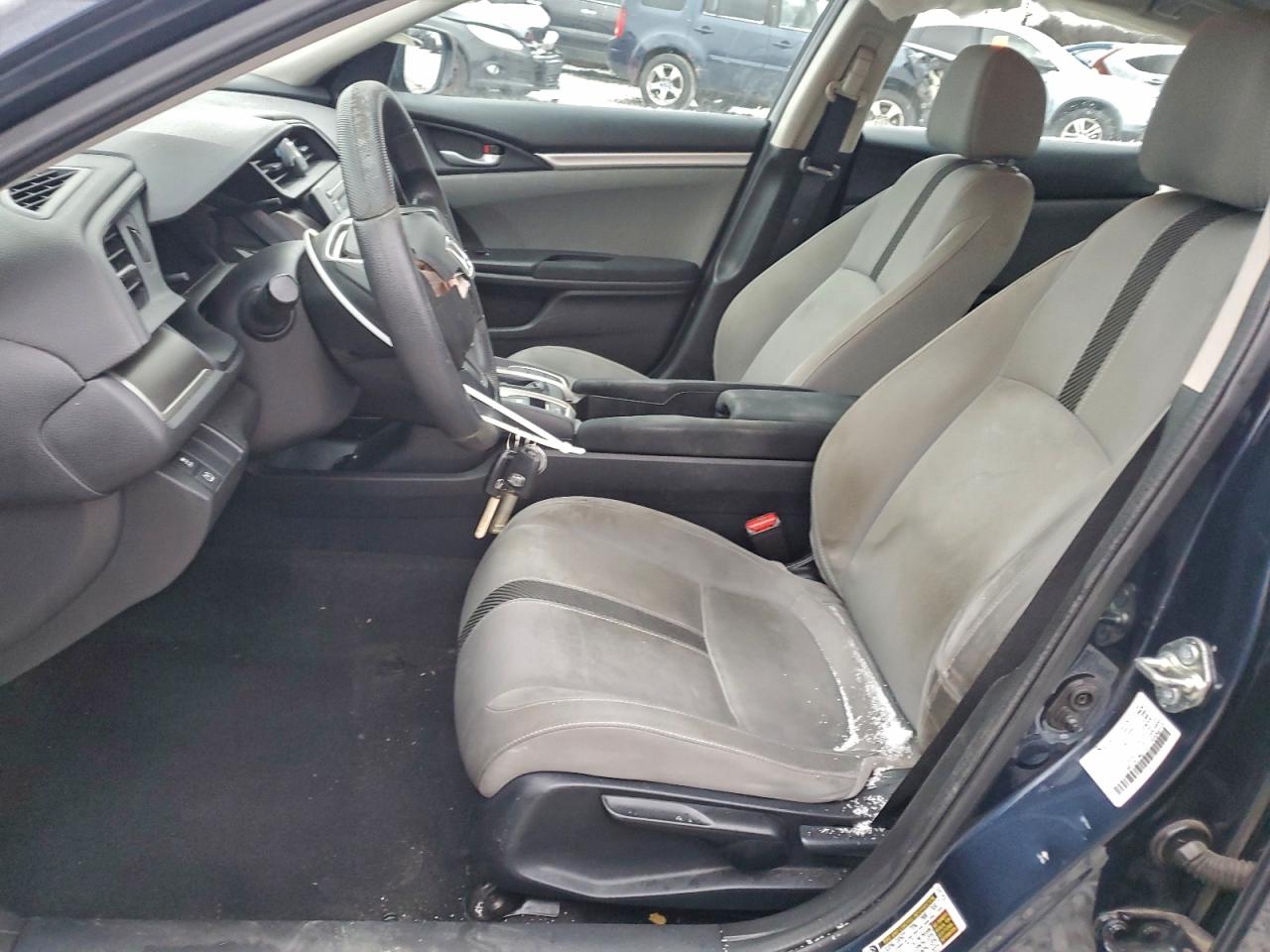 2017 HONDA CIVIC LX photo 13