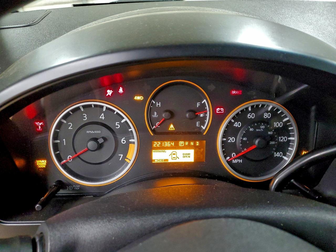2009 NISSAN TITAN XE photo 9