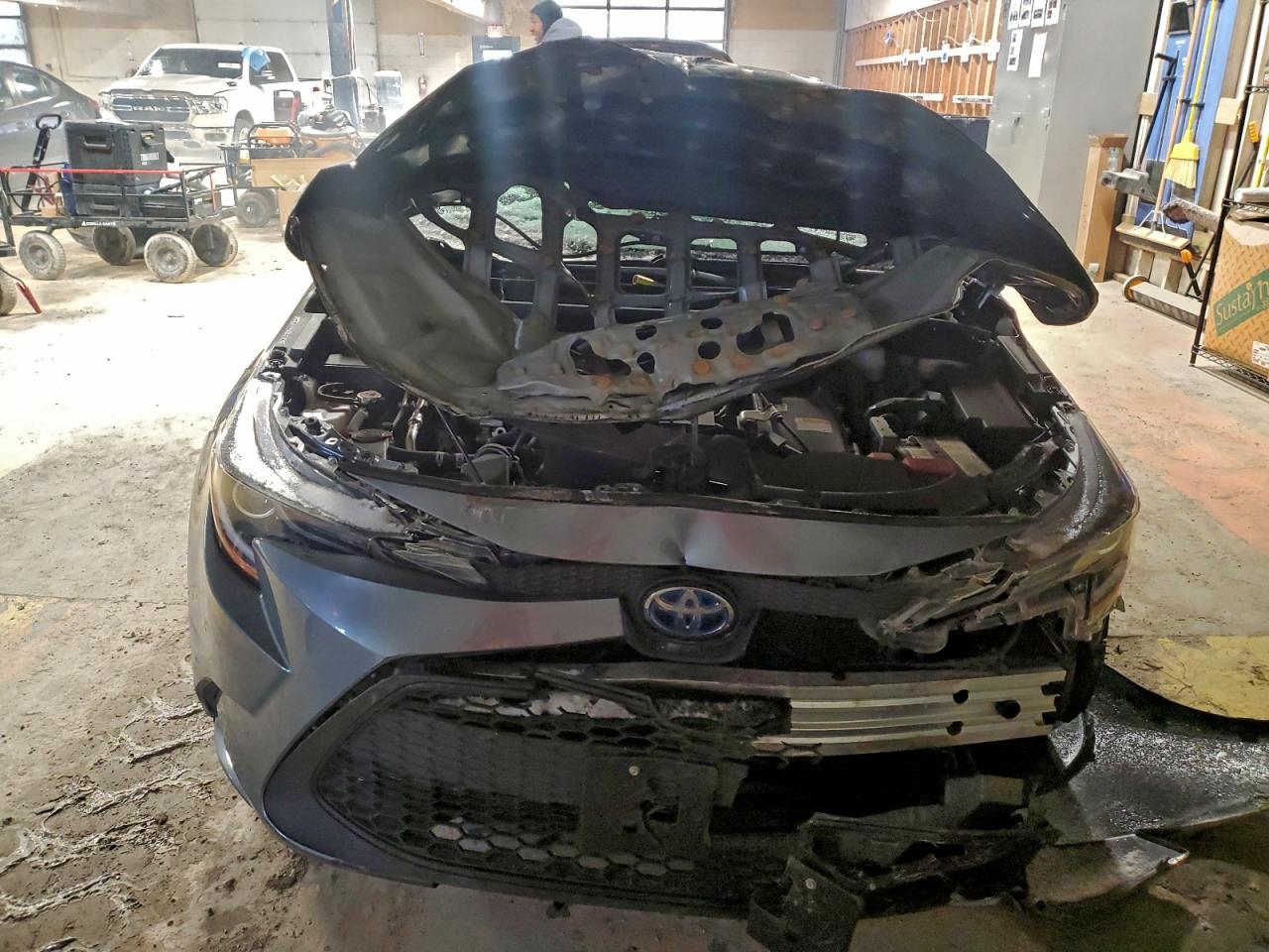 2022 TOYOTA COROLLA LE photo 5
