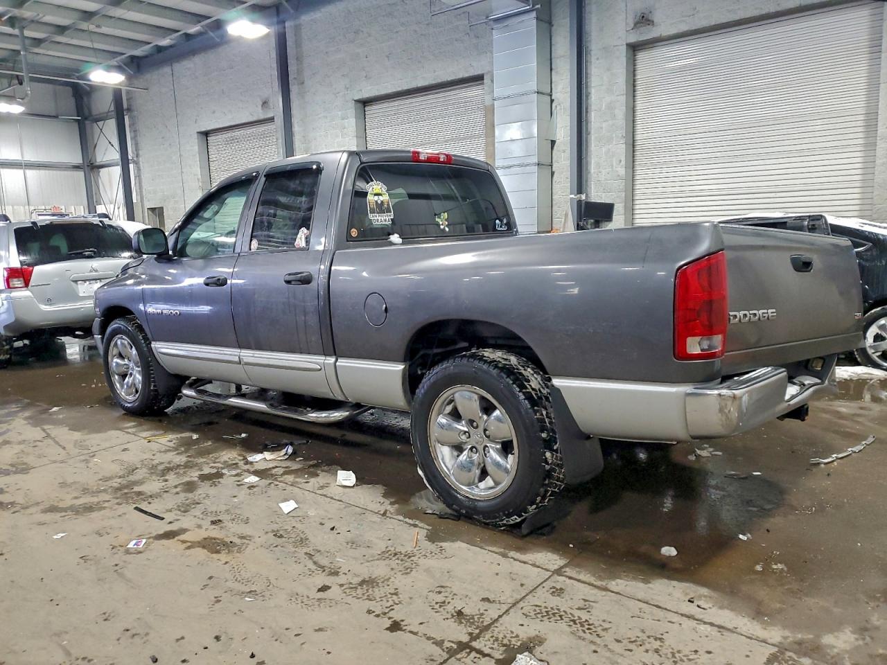 2003 DODGE RAM 1500 ST photo 3