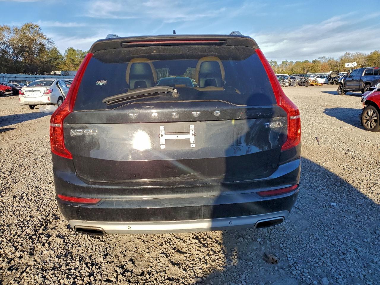 2016 VOLVO XC90 T6 photo 6