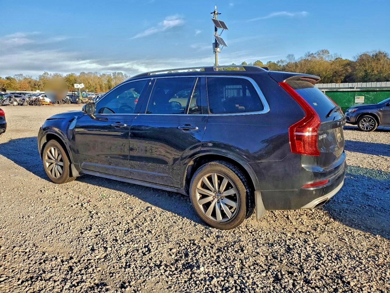 2016 VOLVO XC90 T6 photo 2