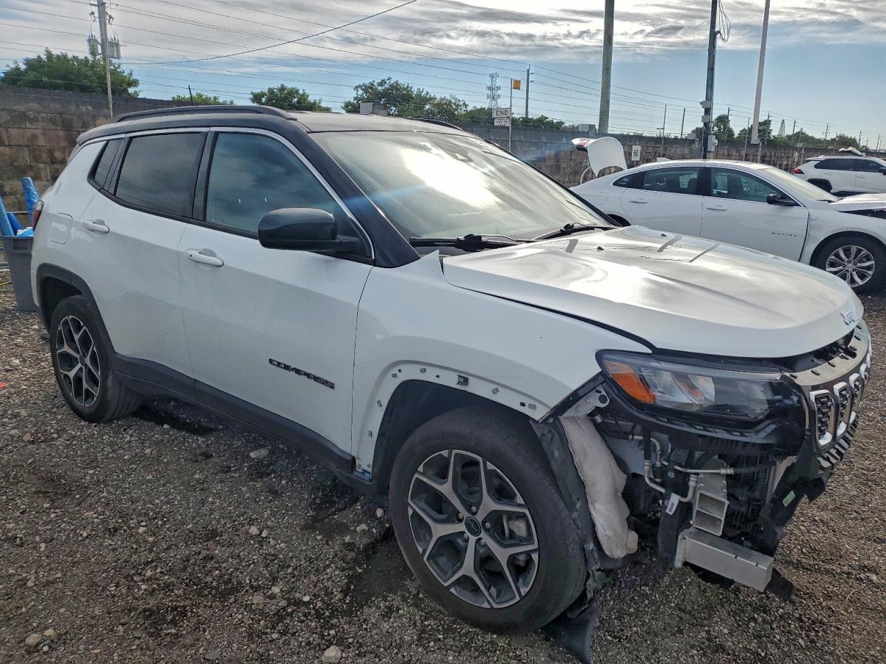 2025 JEEP COMPASS LIMITED photo 4