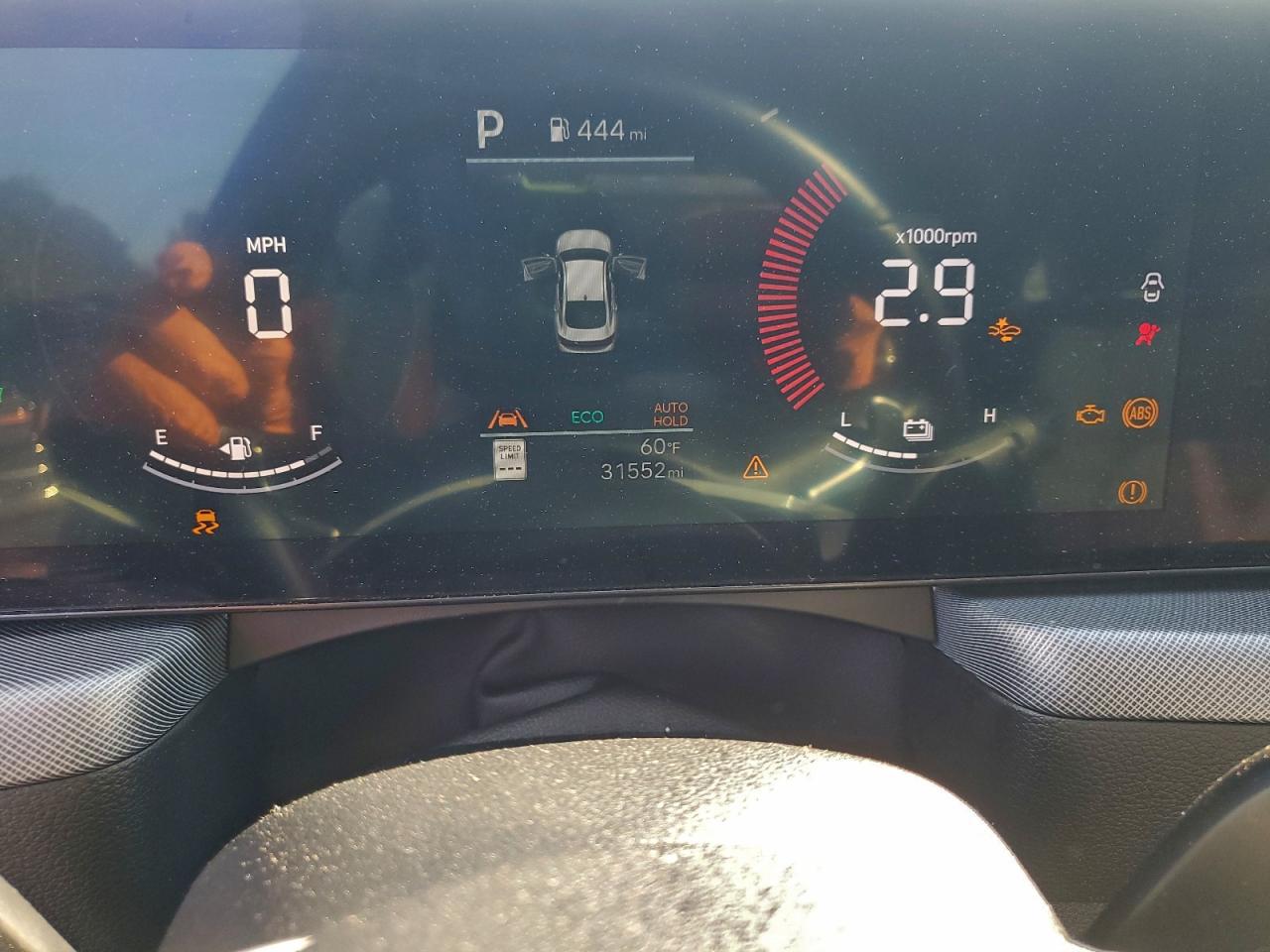 2024 HYUNDAI SONATA HYBRID photo 9
