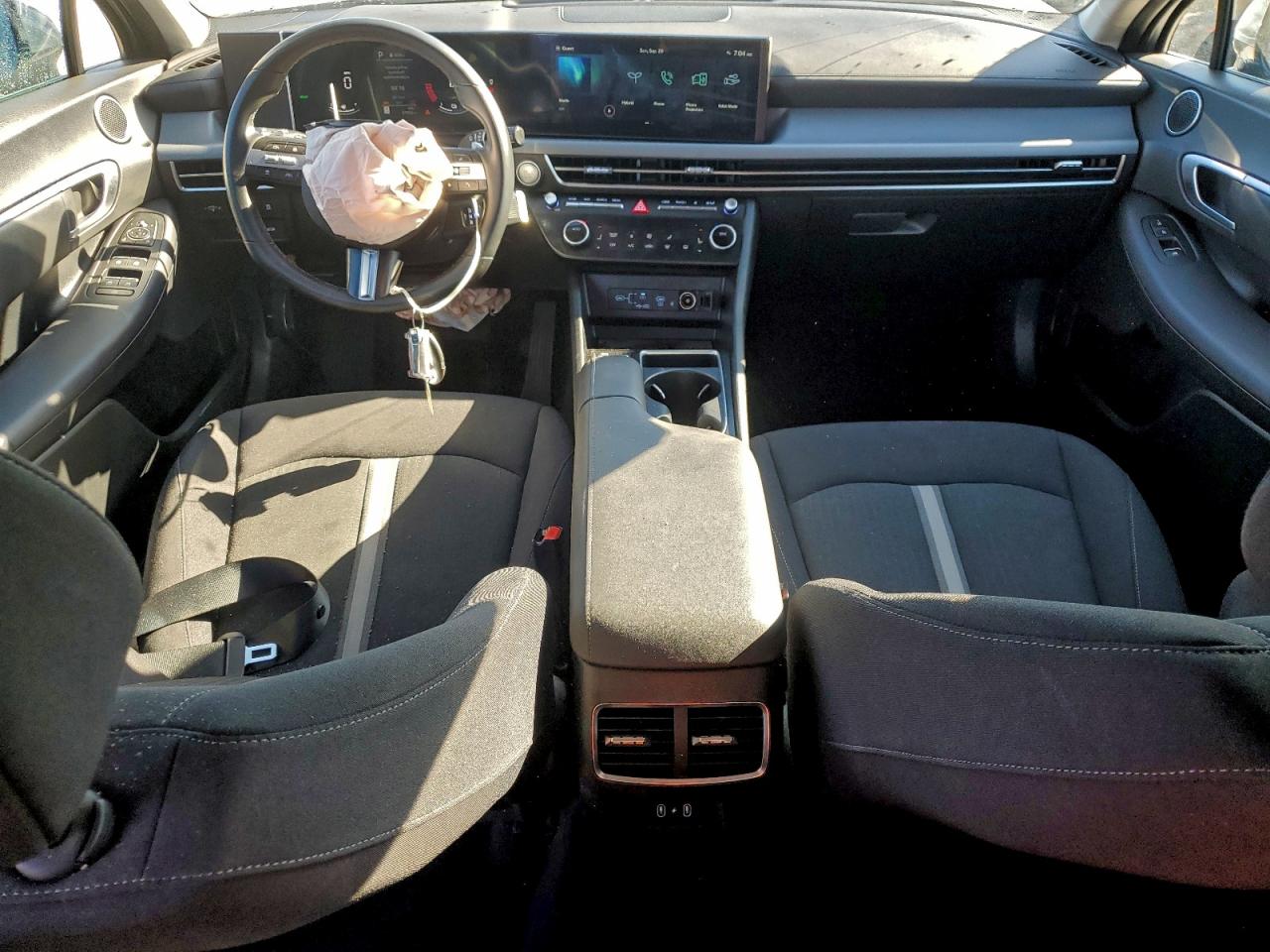 2024 HYUNDAI SONATA HYBRID photo 8