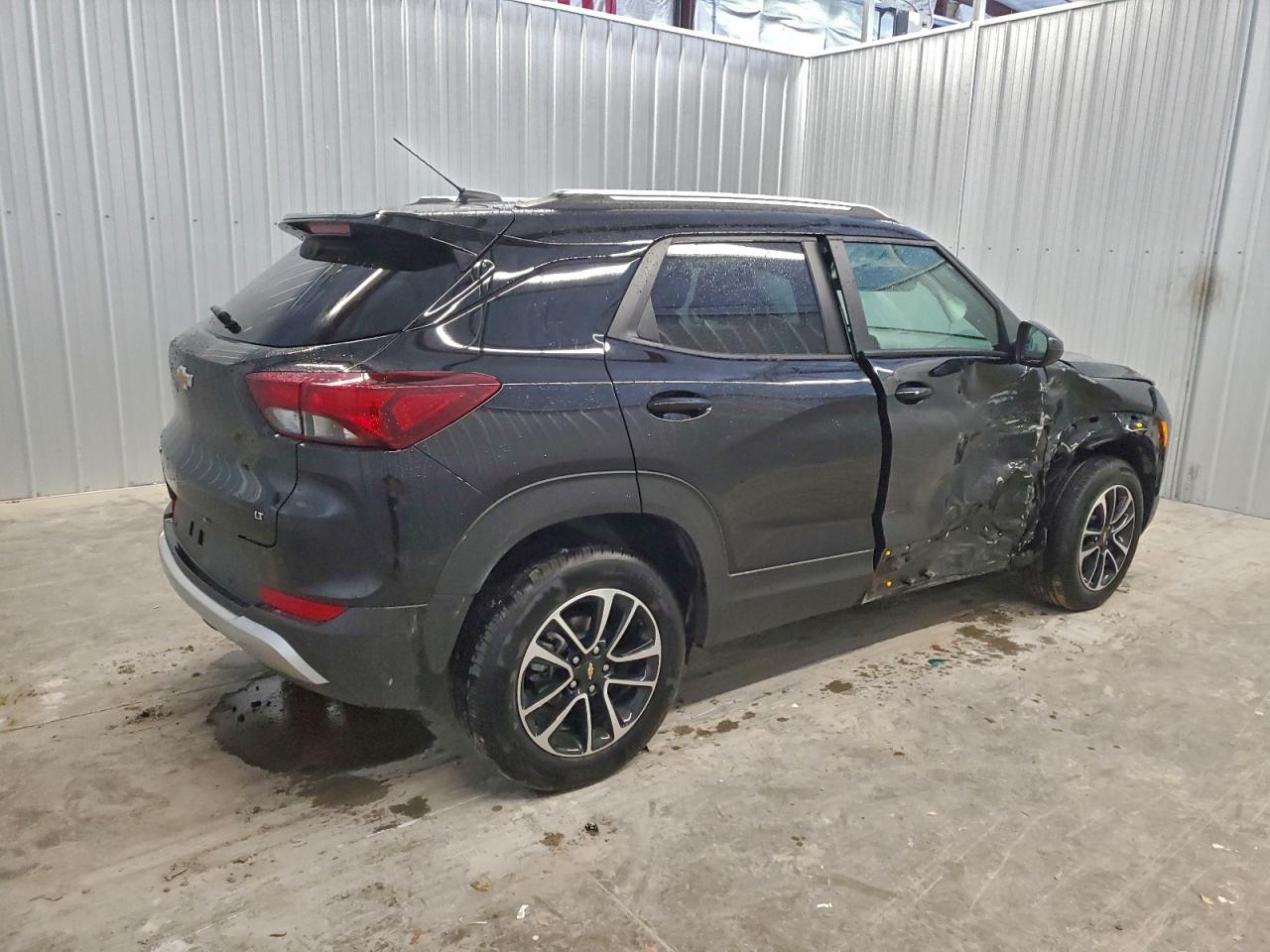 2025 CHEVROLET TRAILBLAZER LT photo 3