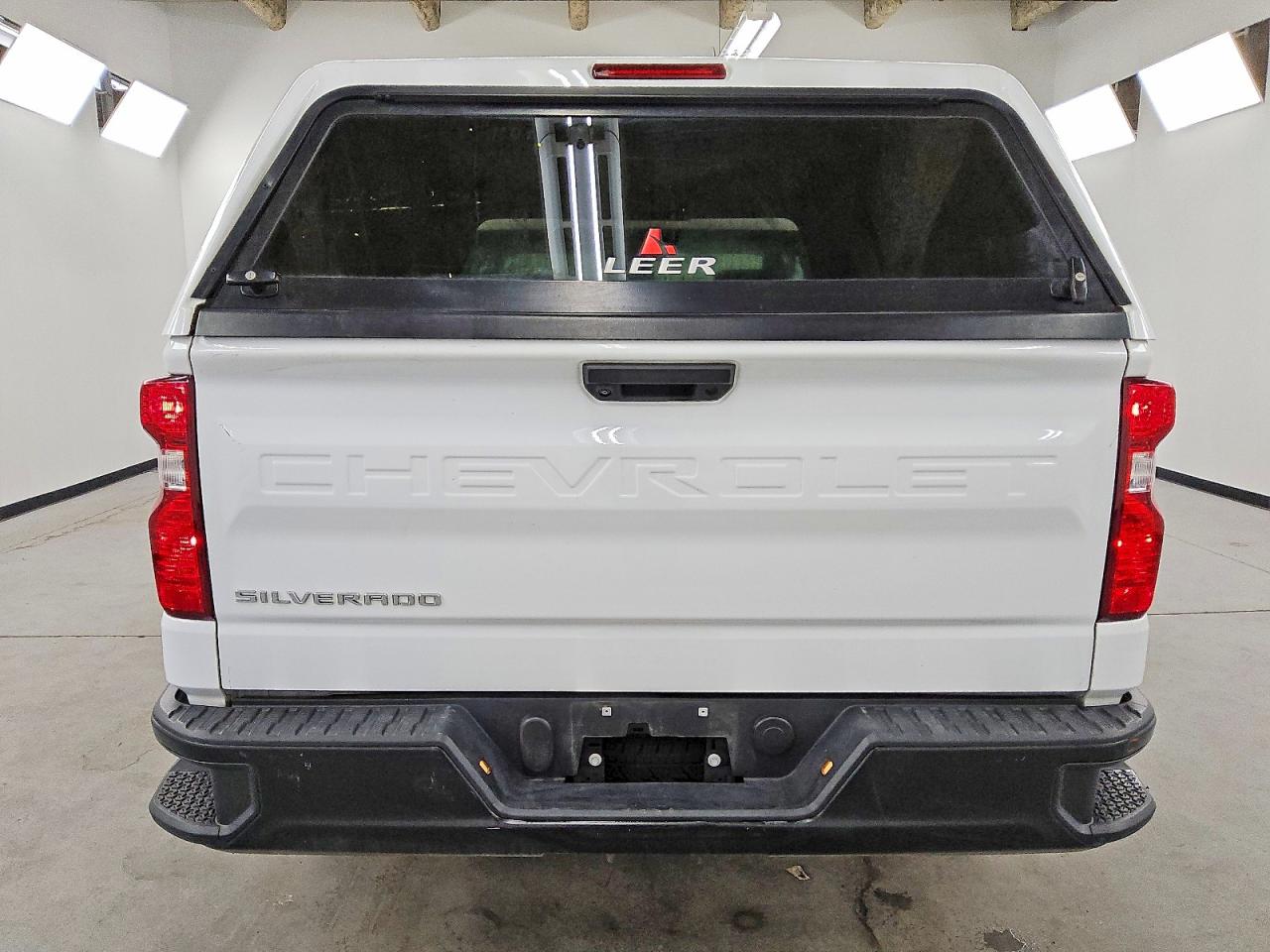 2023 CHEVROLET SILVERADO C1500 photo 6