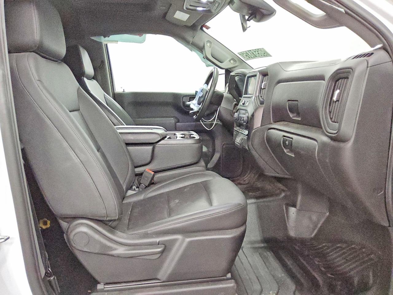 2023 CHEVROLET SILVERADO C1500 photo 10