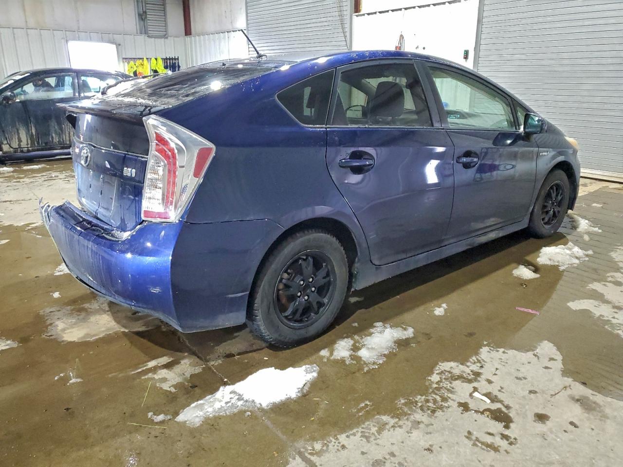 2012 TOYOTA PRIUS photo 5