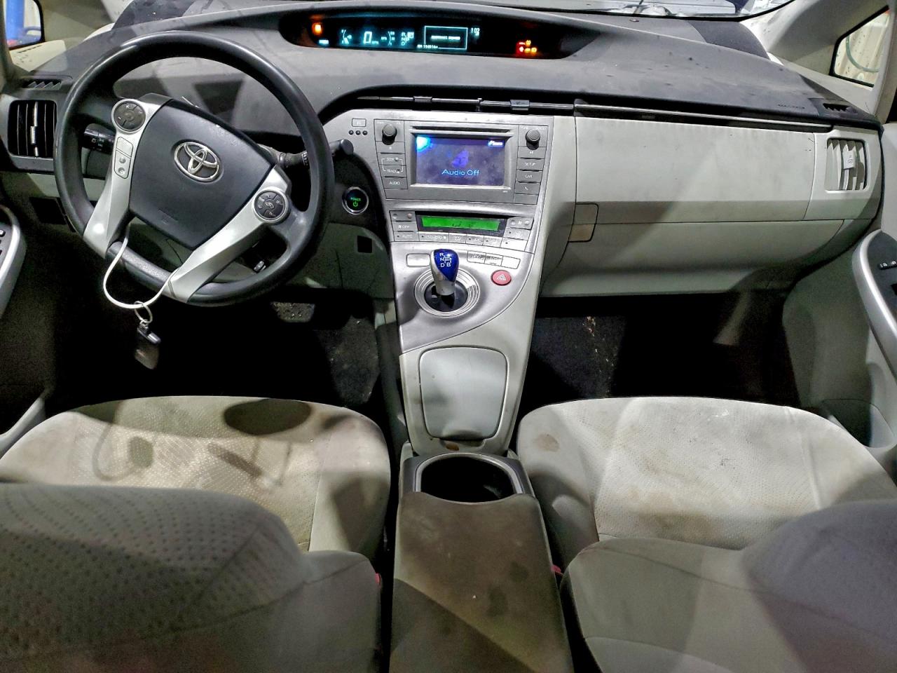 2012 TOYOTA PRIUS photo 15