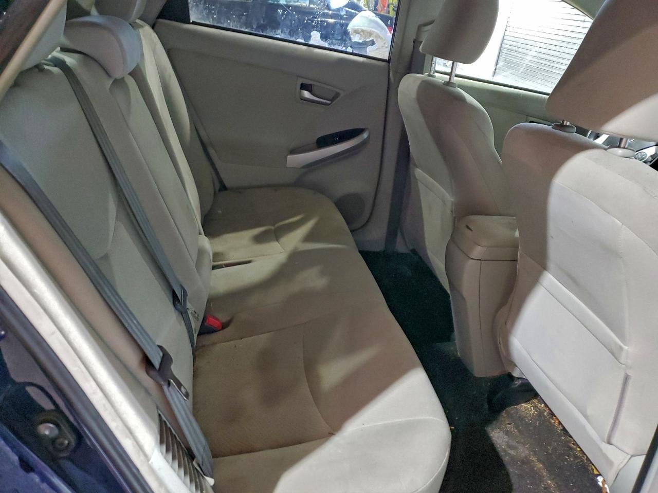 2012 TOYOTA PRIUS photo 19