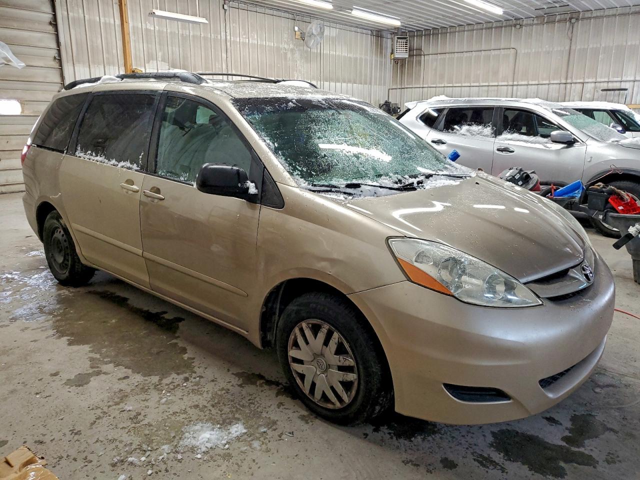 2006 TOYOTA SIENNA CE photo 4