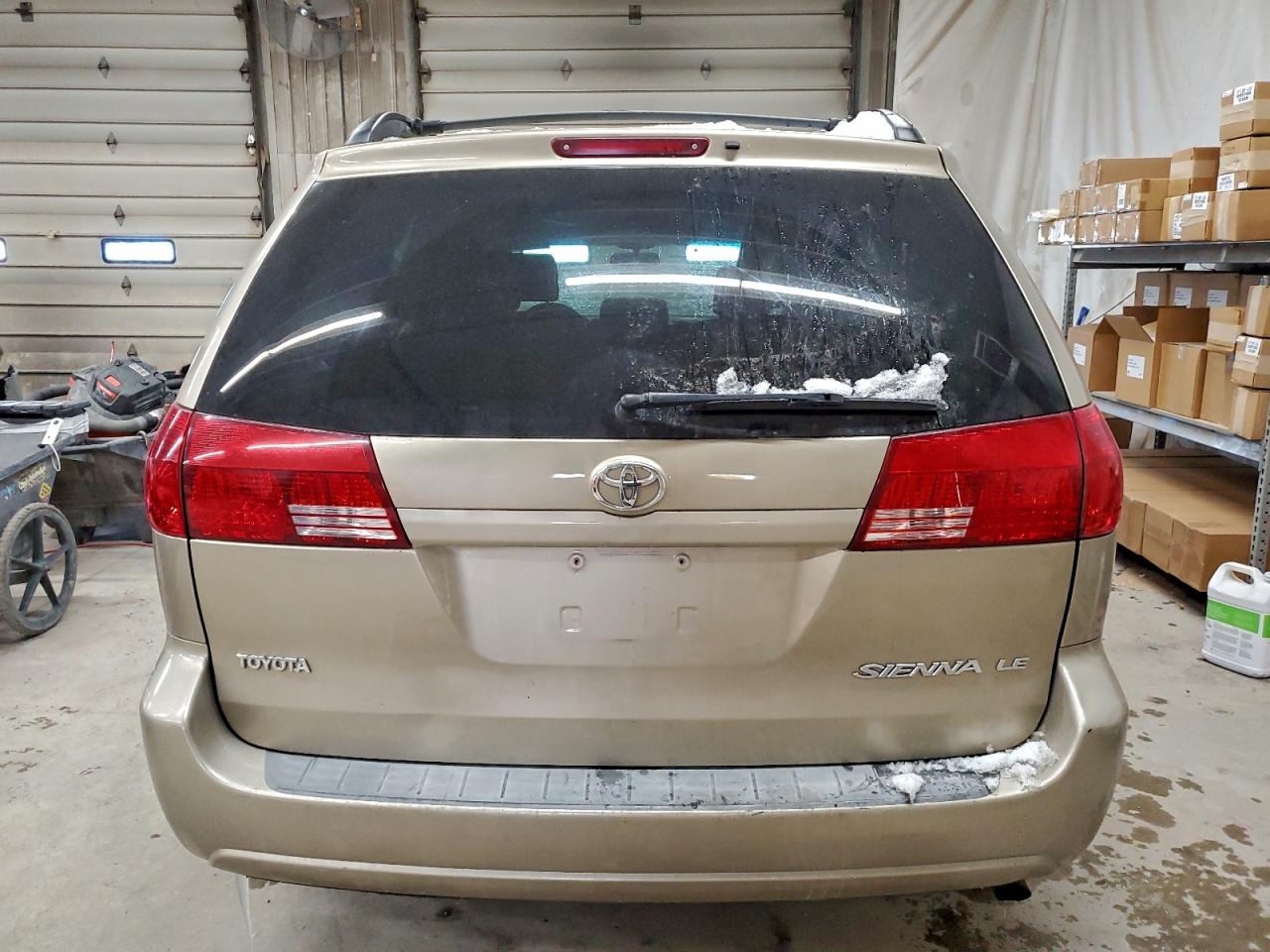 2006 TOYOTA SIENNA CE photo 6