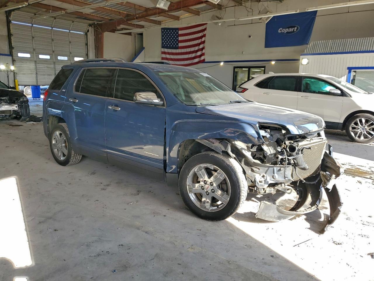 2012 GMC TERRAIN SLT photo 4