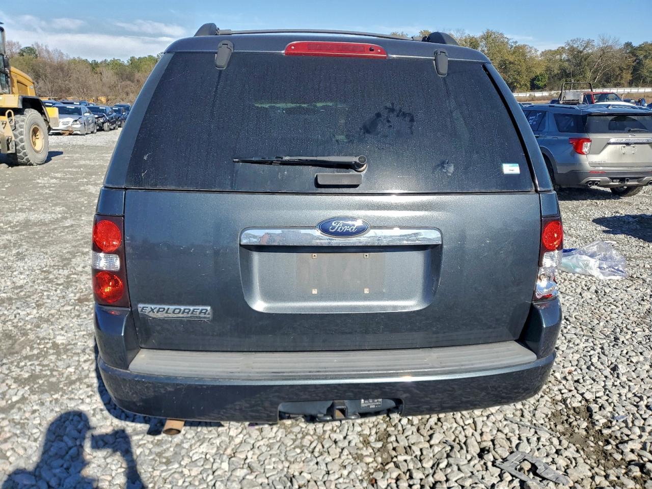 2010 FORD EXPLORER XLT photo 6