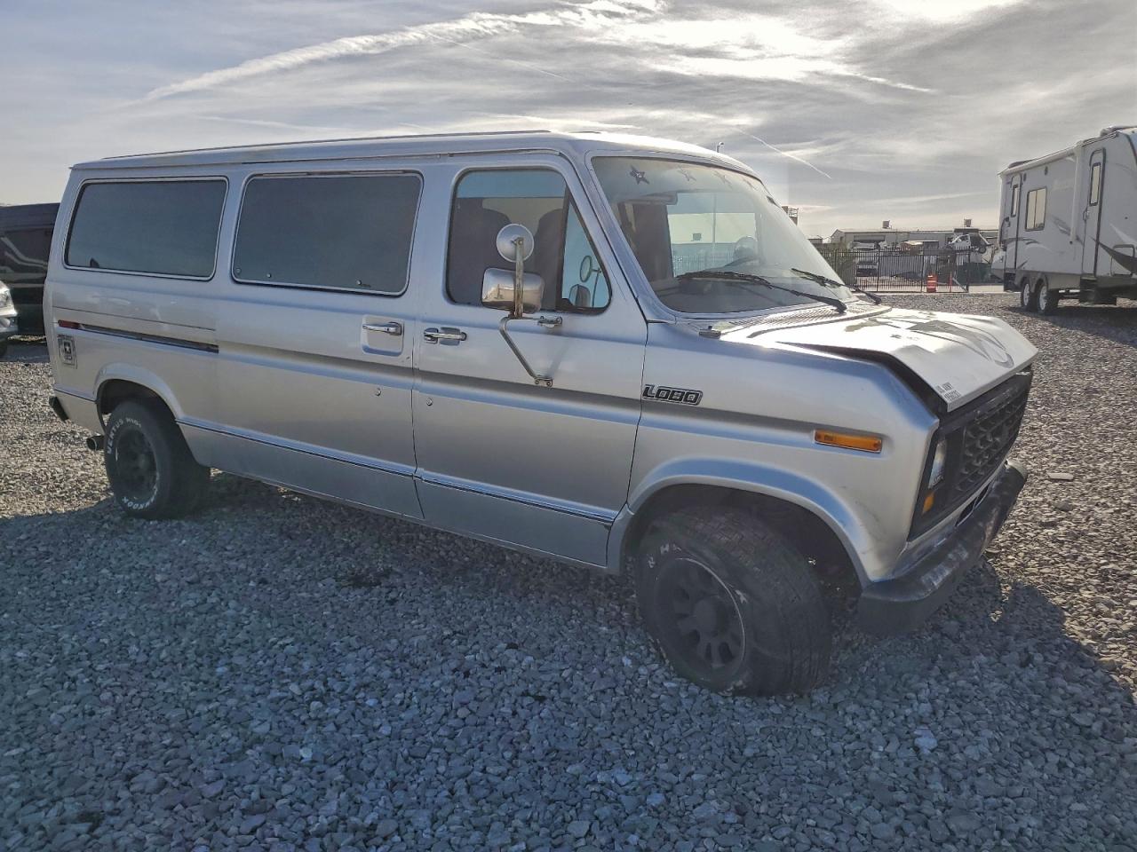 1989 FORD ECONOLINE E150 VAN photo 4