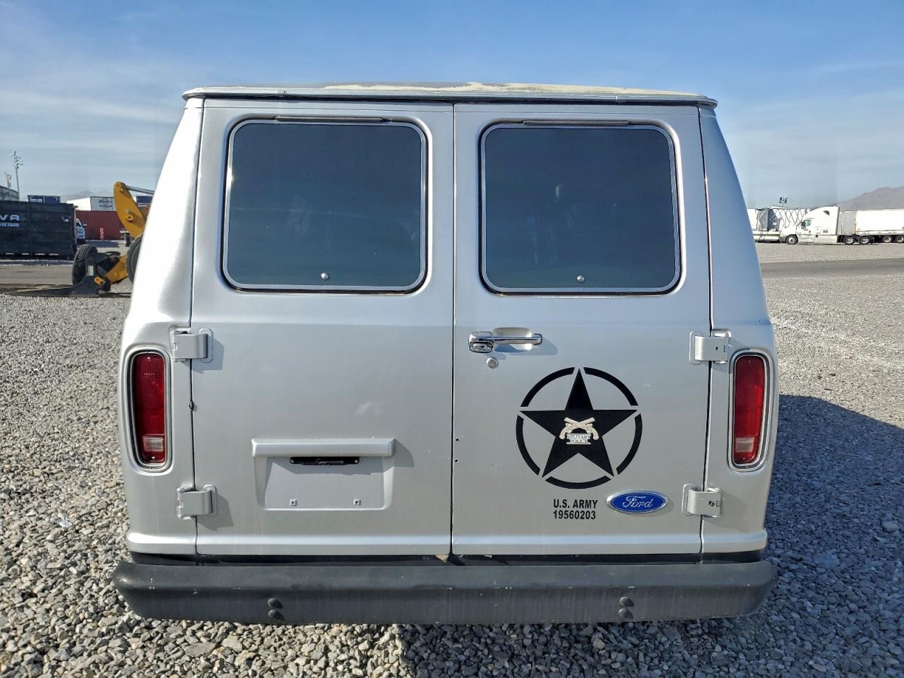 1989 FORD ECONOLINE E150 VAN photo 6