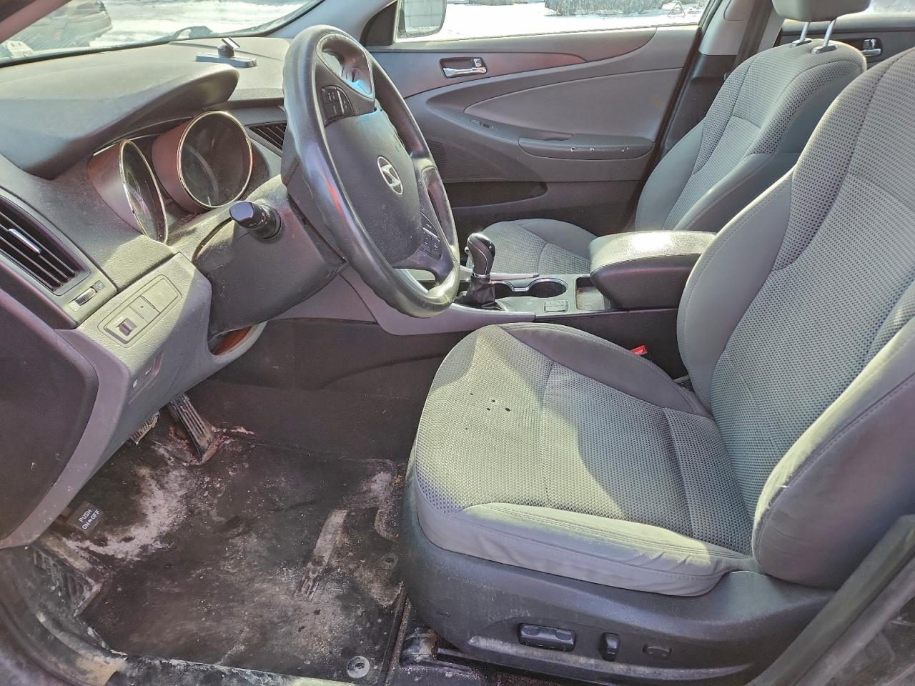 2013 HYUNDAI SONATA GLS photo 7