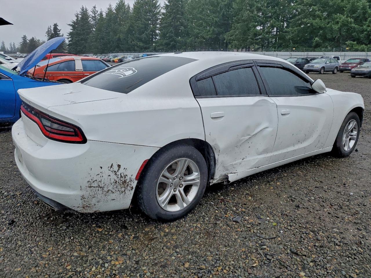 2015 DODGE CHARGER SE photo 3